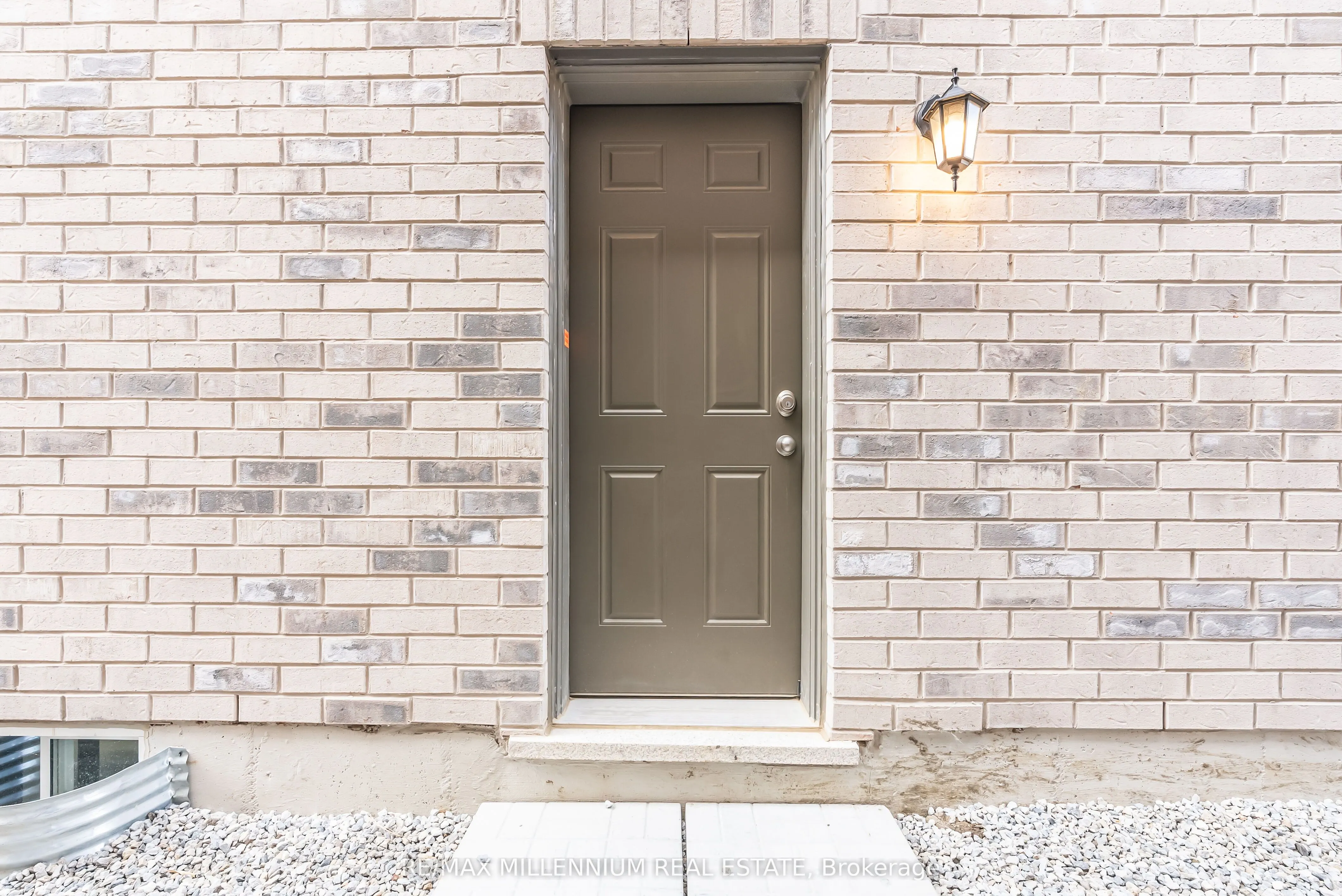 14 Cloudberry Street