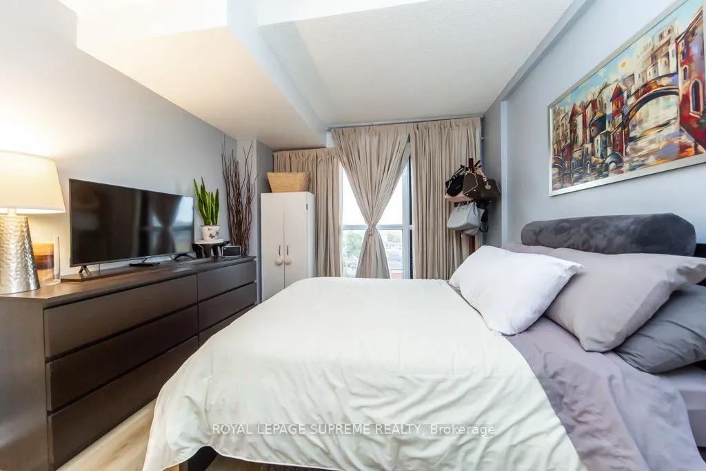 1600 Keele Street, #706