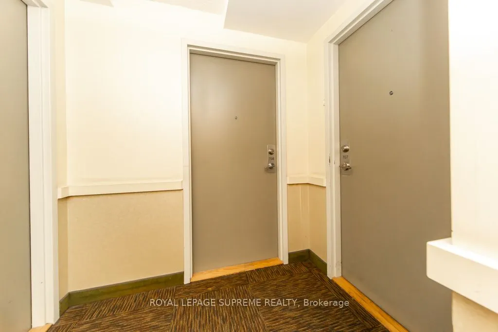 1600 Keele Street, #706