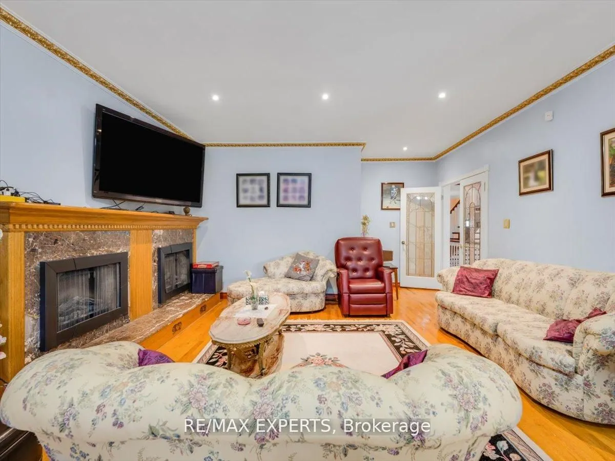 9 Cynthia Crescent