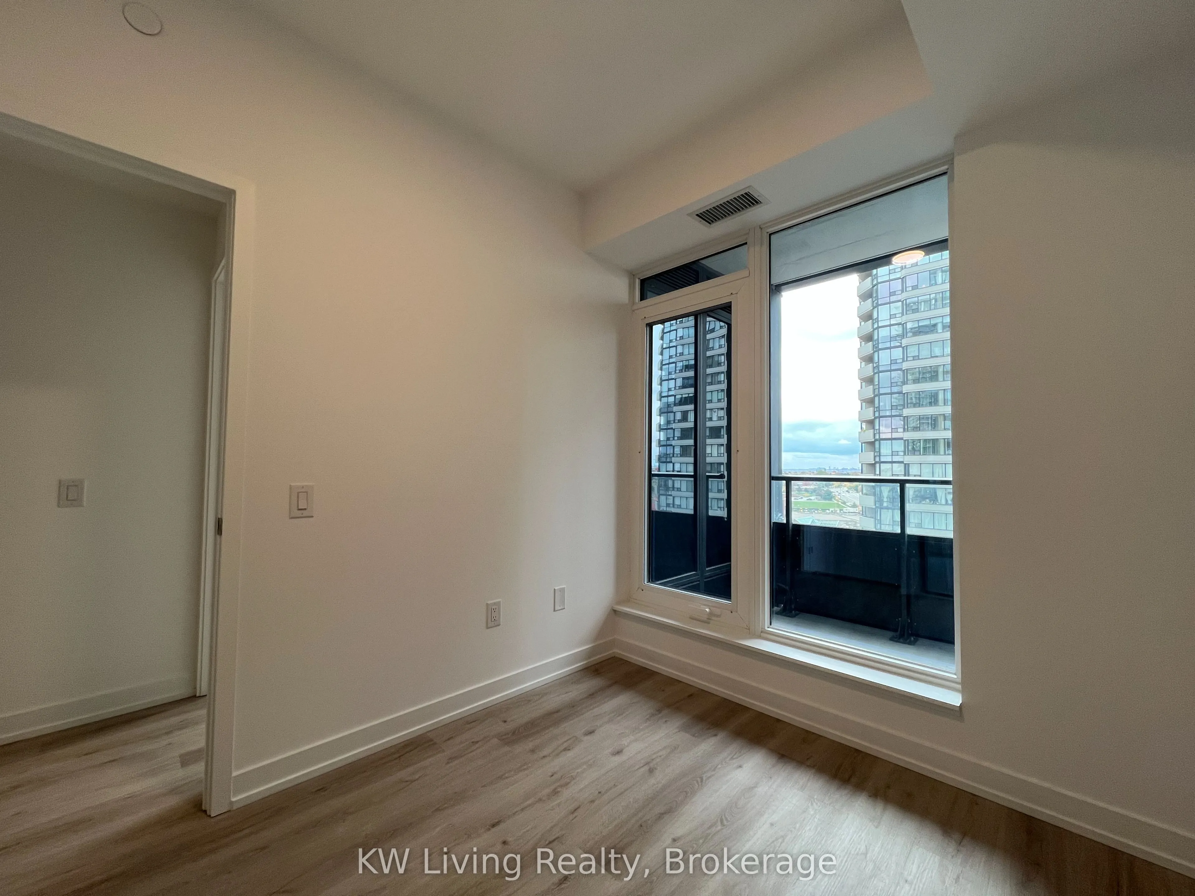 395 Square One Drive, #810