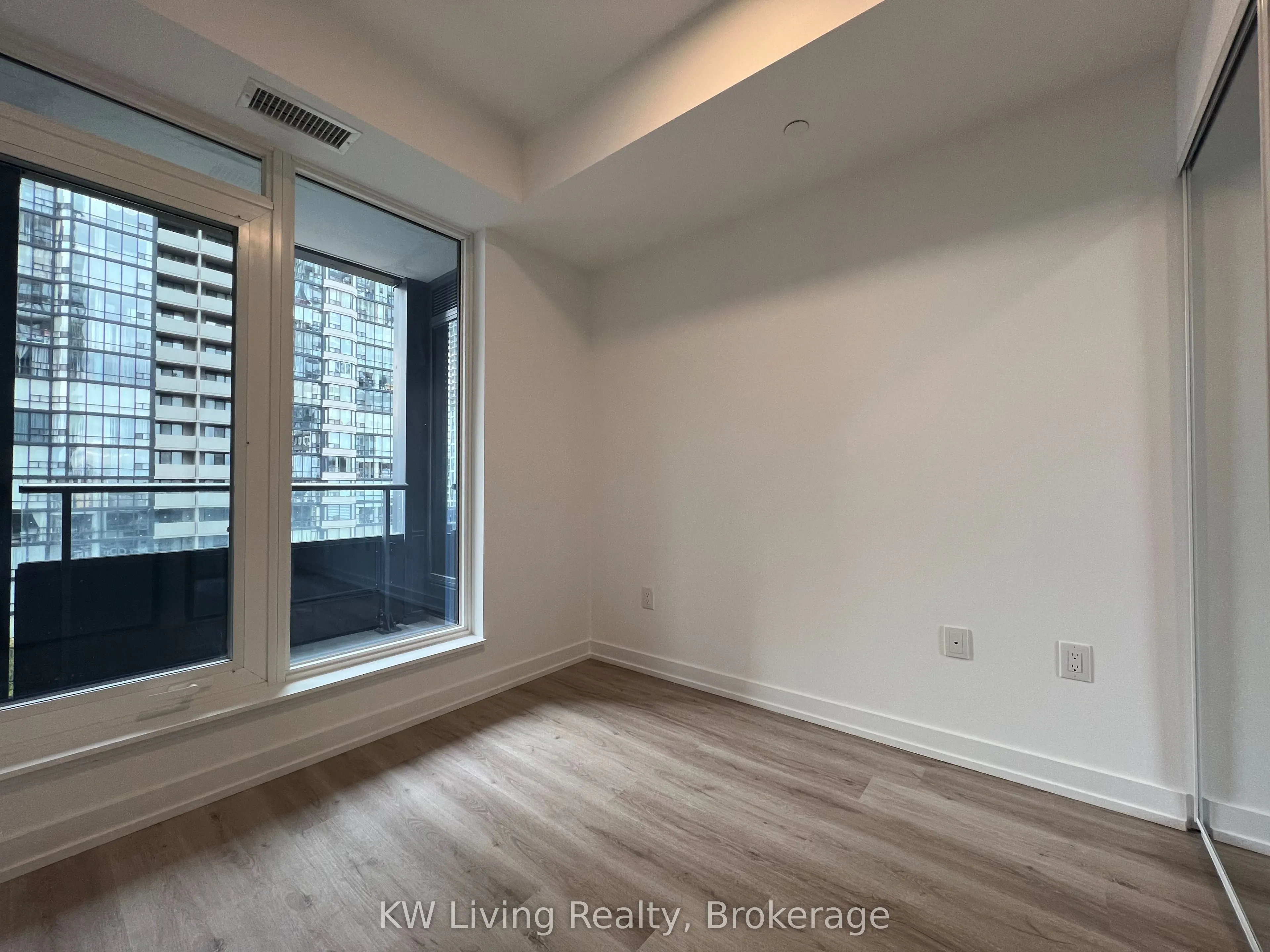 395 Square One Drive, #810