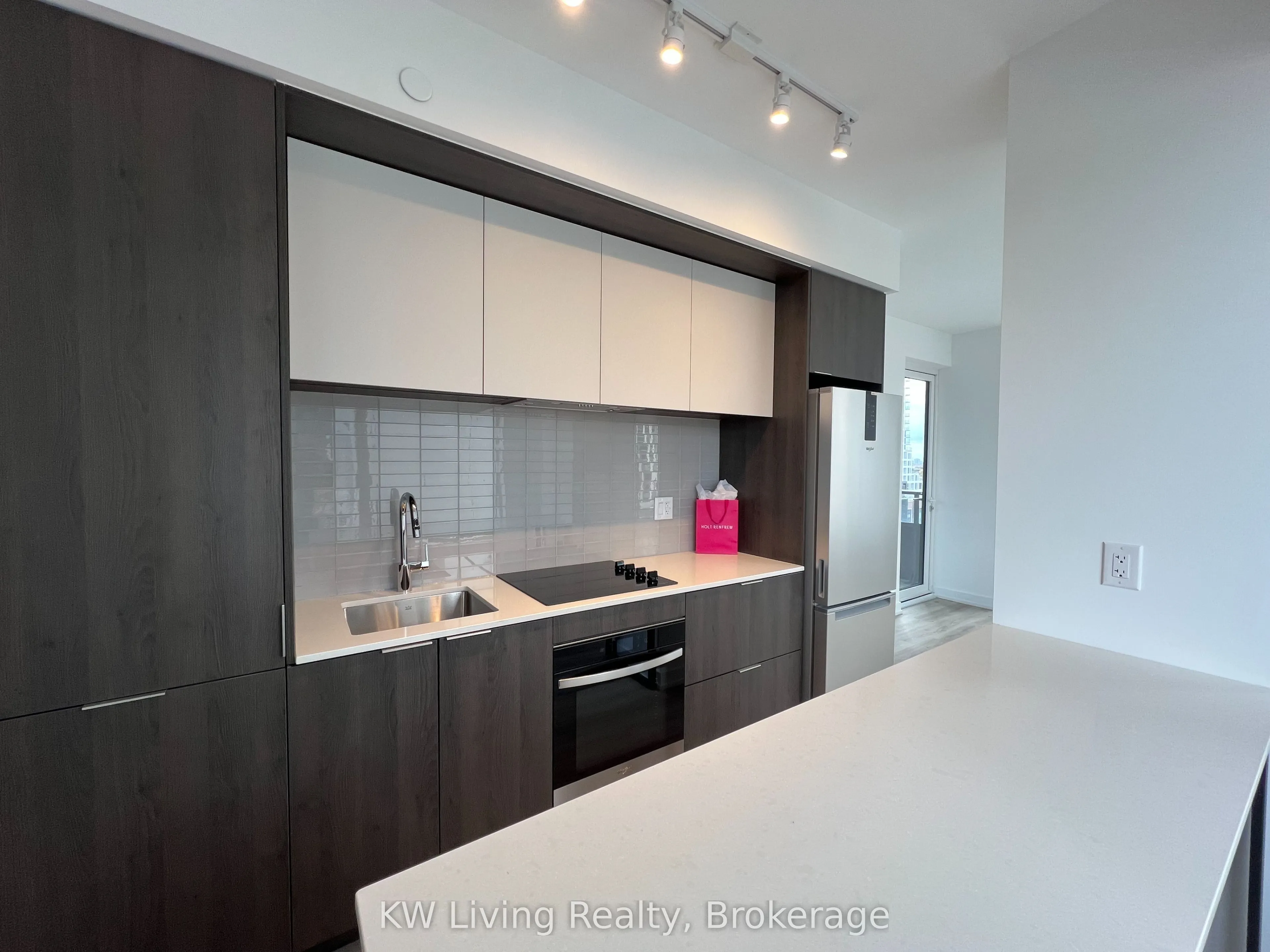 395 Square One Drive, #810