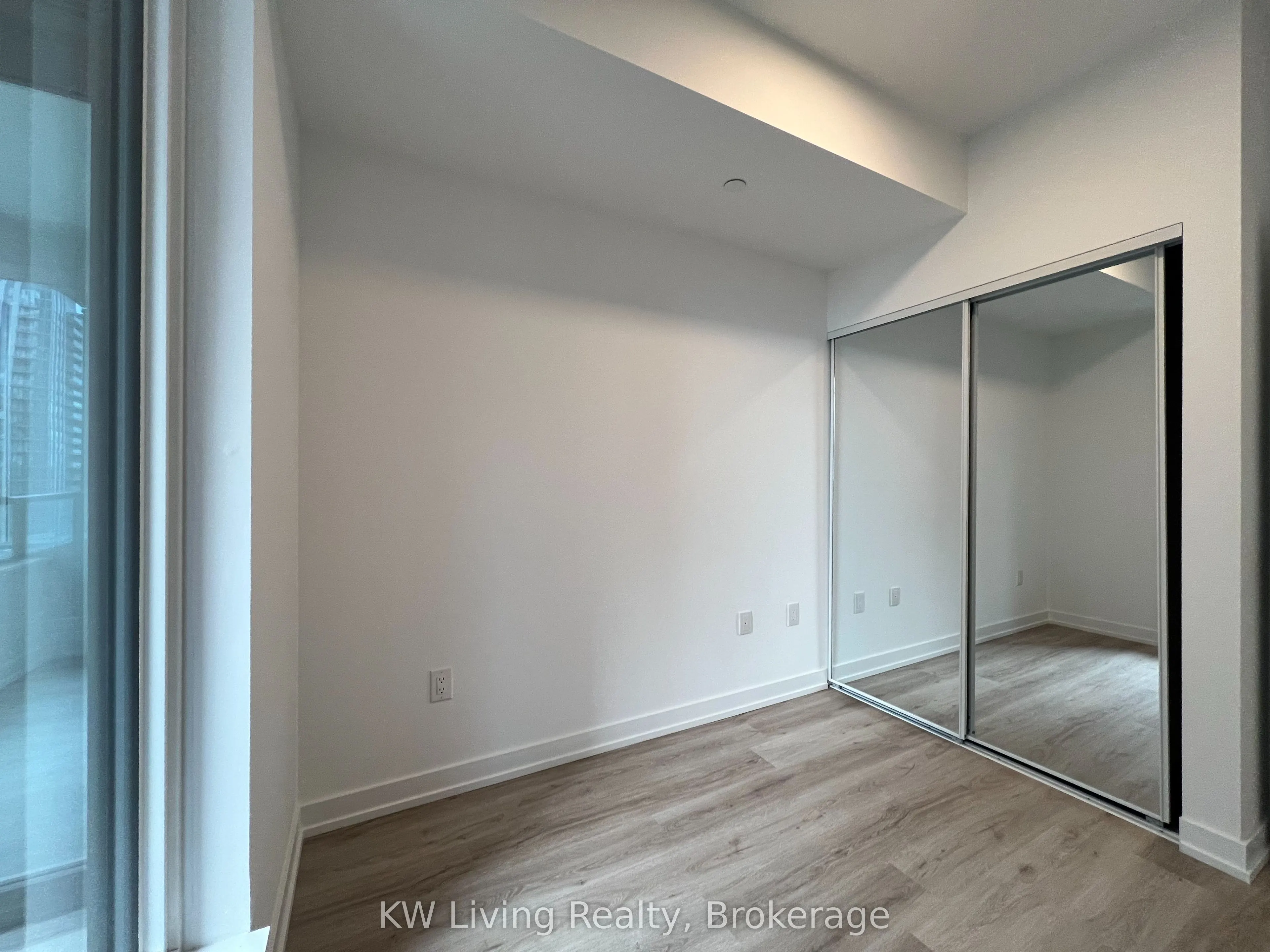 395 Square One Drive, #810