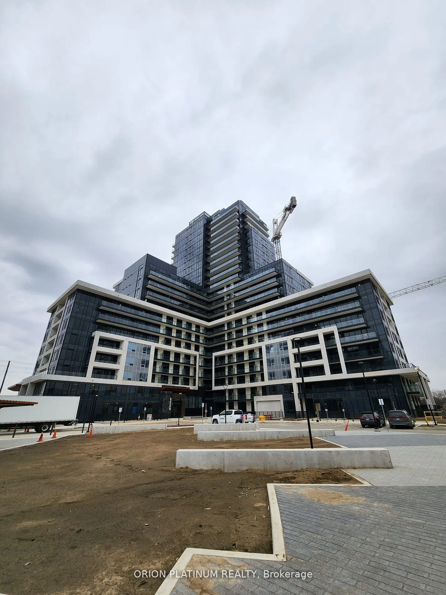 3220 William Coltson Avenue, #413