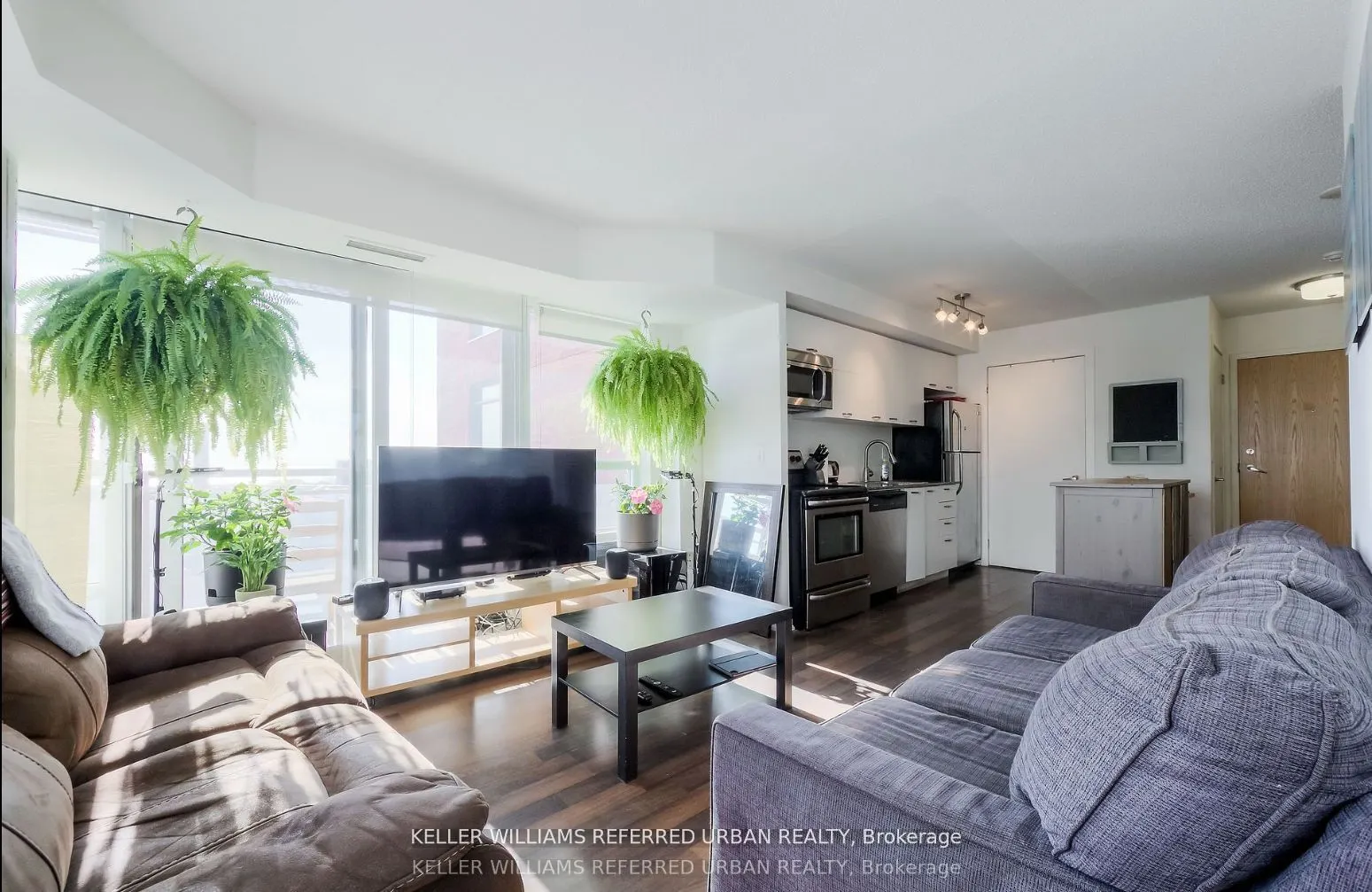 38 Joe Shuster Way, #1305