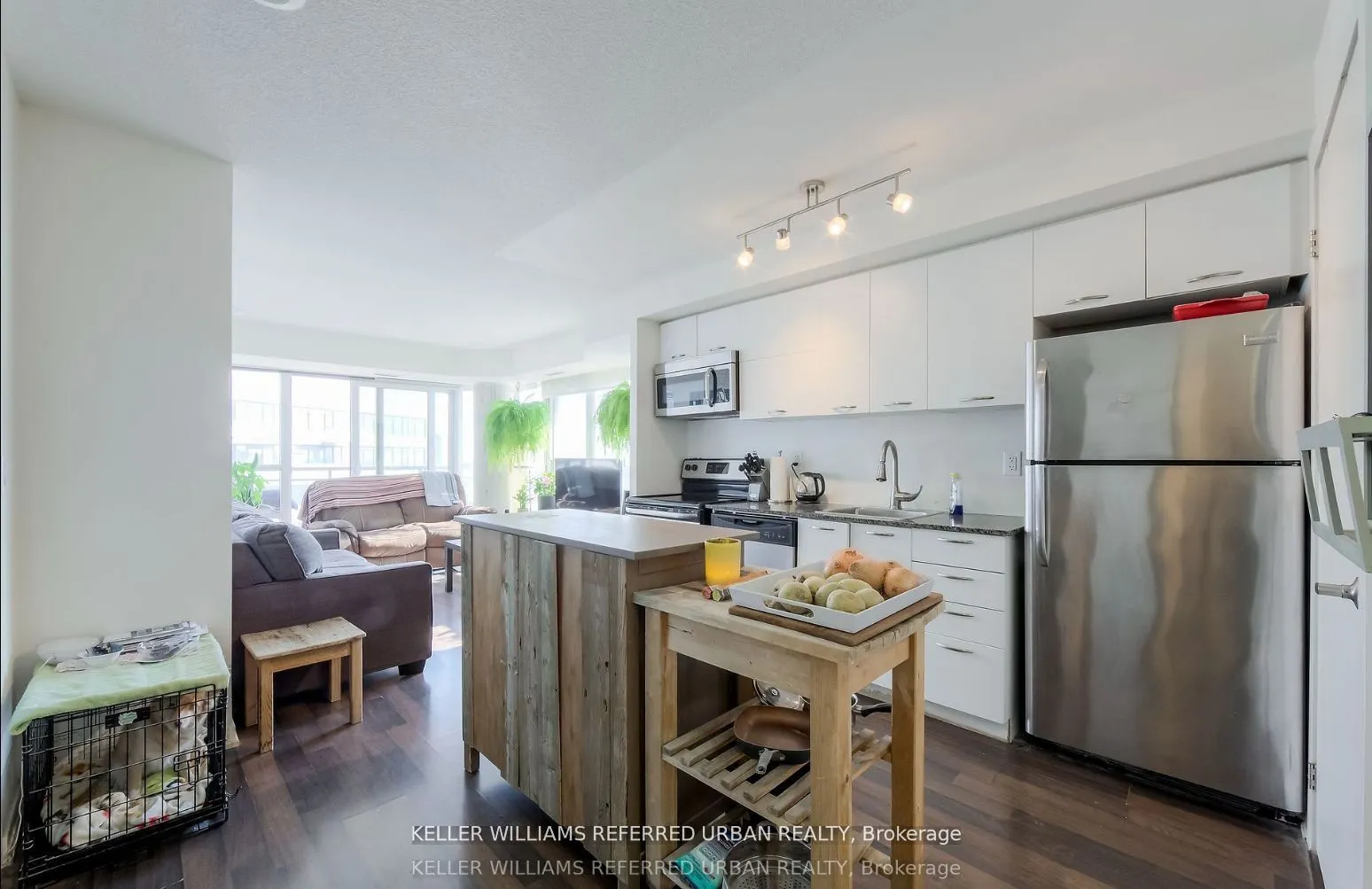 38 Joe Shuster Way, #1305