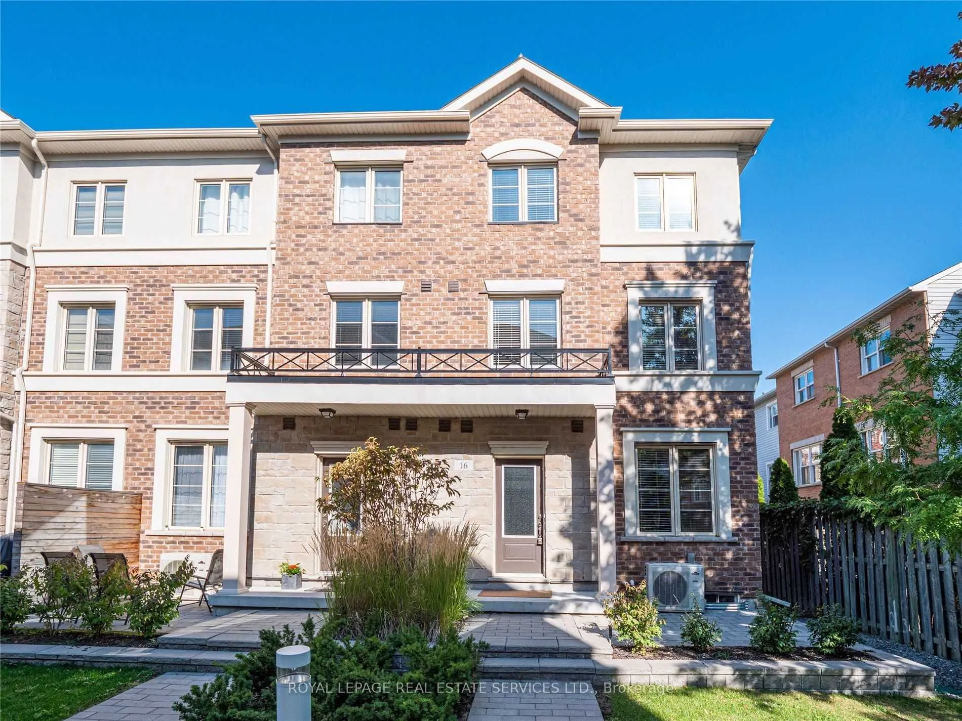 636 Evans Avenue, #16