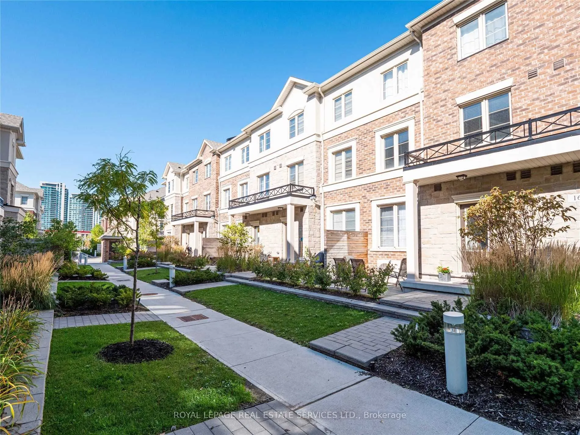 636 Evans Avenue, #16