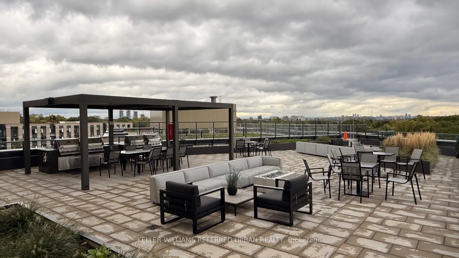 293 The Kingsway, #201