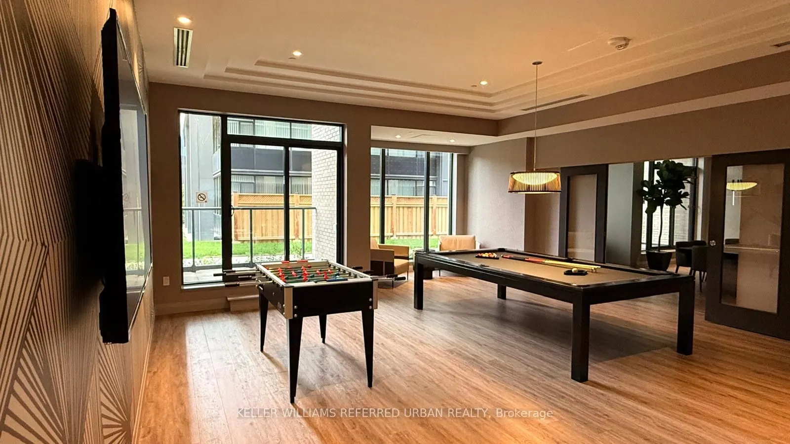 293 The Kingsway, #201