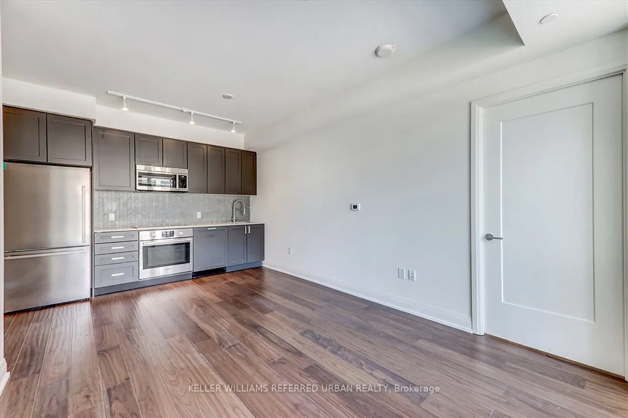 293 The Kingsway, #201