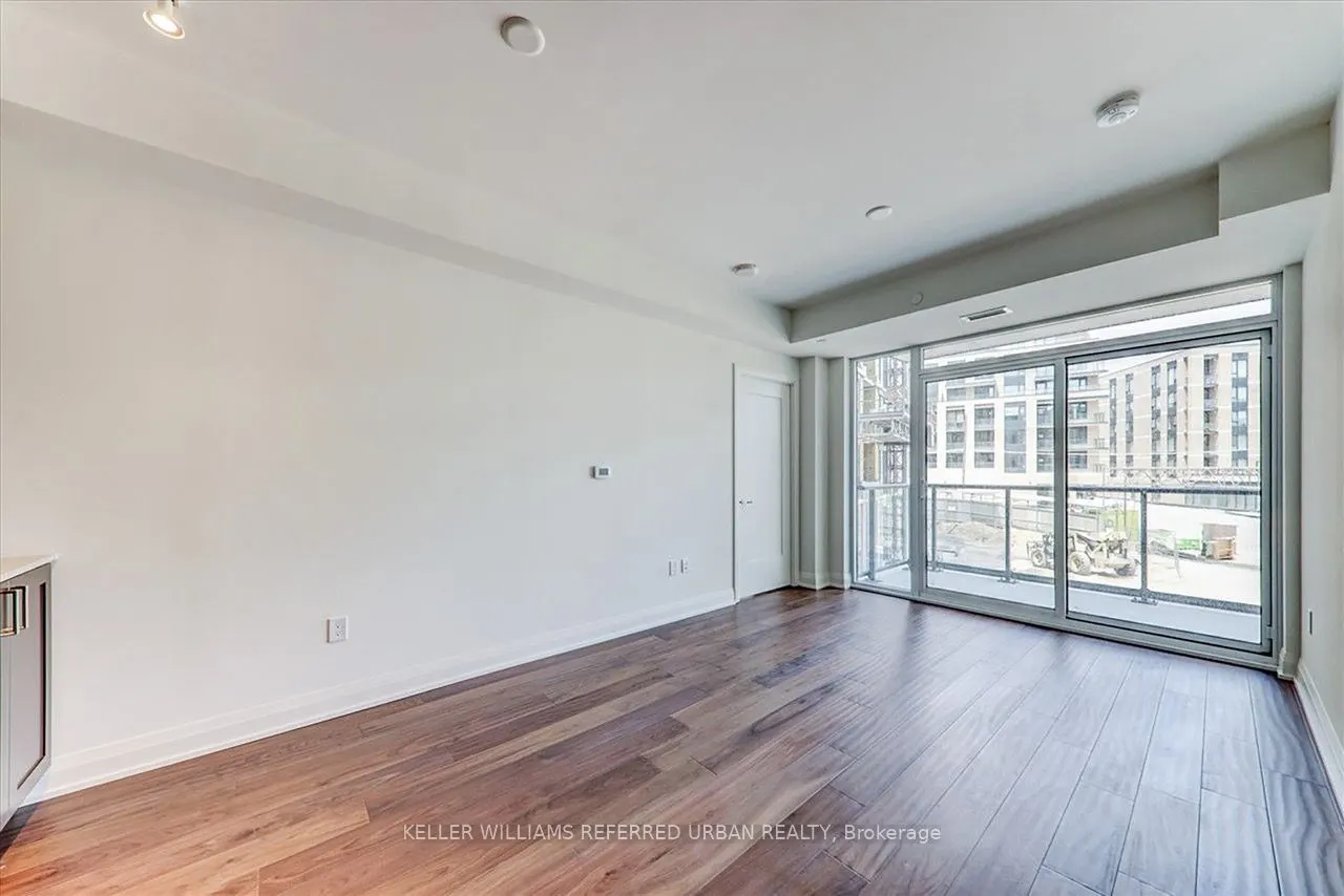 293 The Kingsway, #201