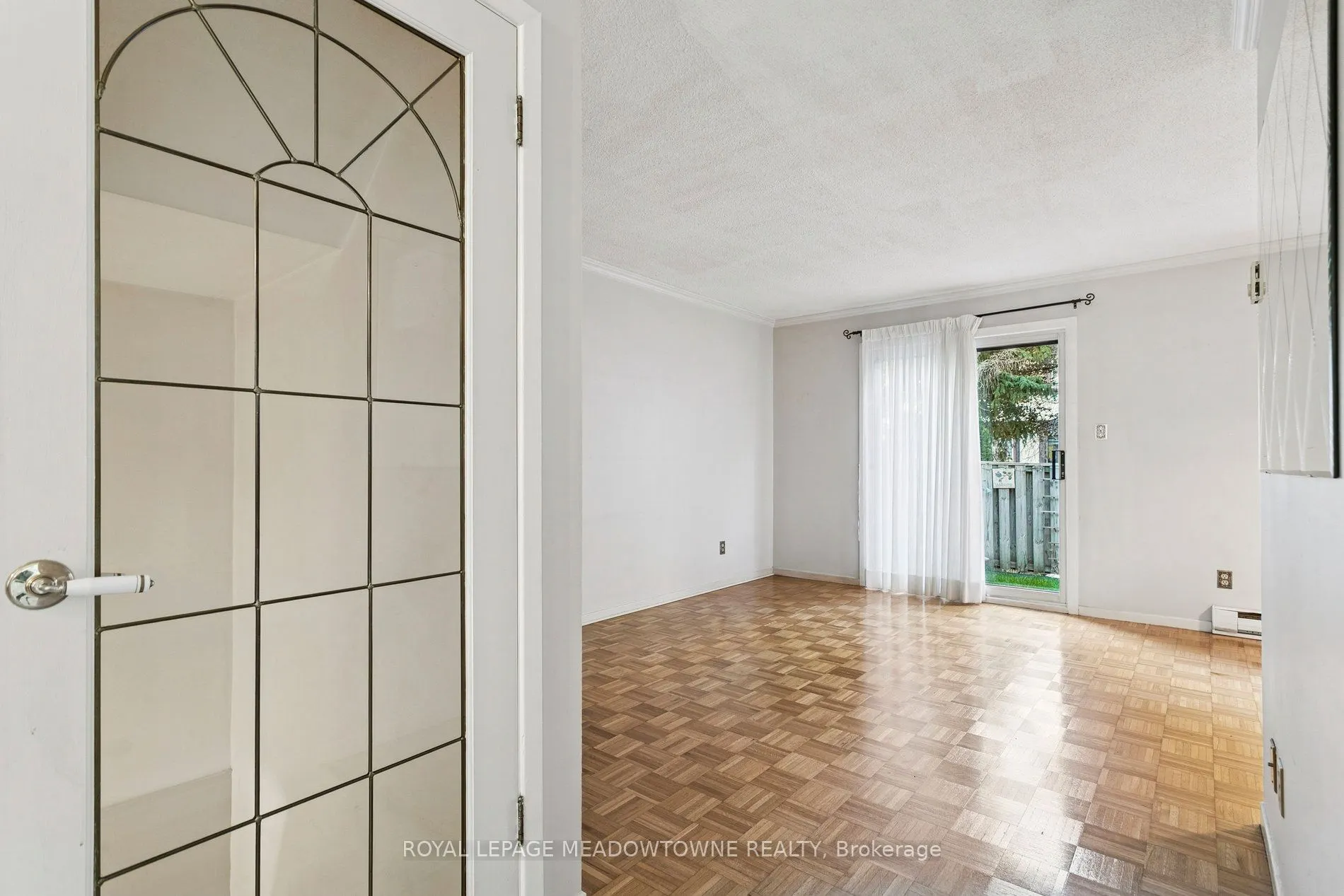 2701 Aquitaine Avenue, #3