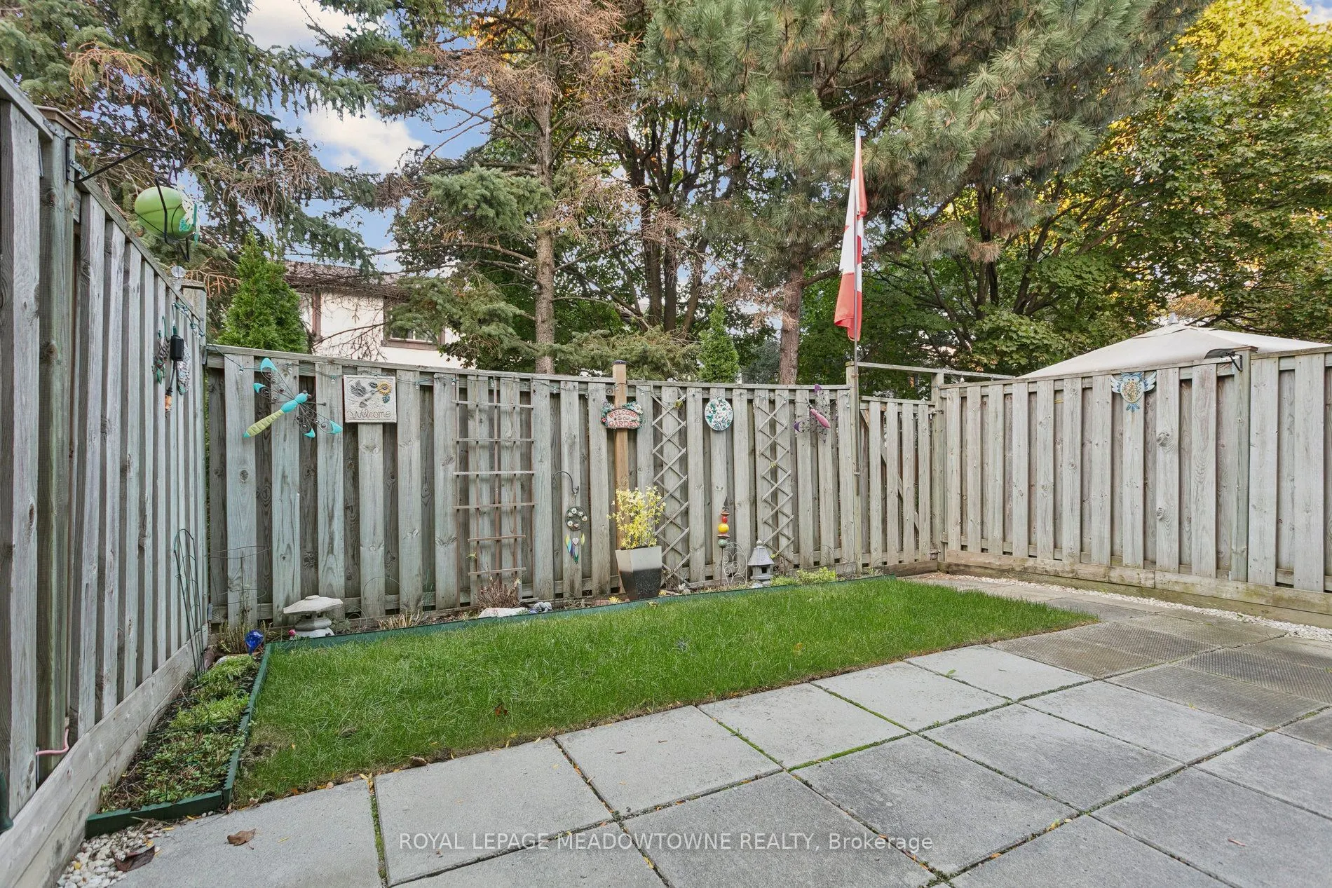 2701 Aquitaine Avenue, #3