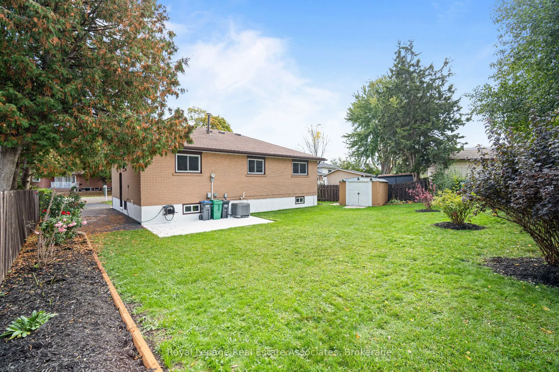 60 Windermere Court
