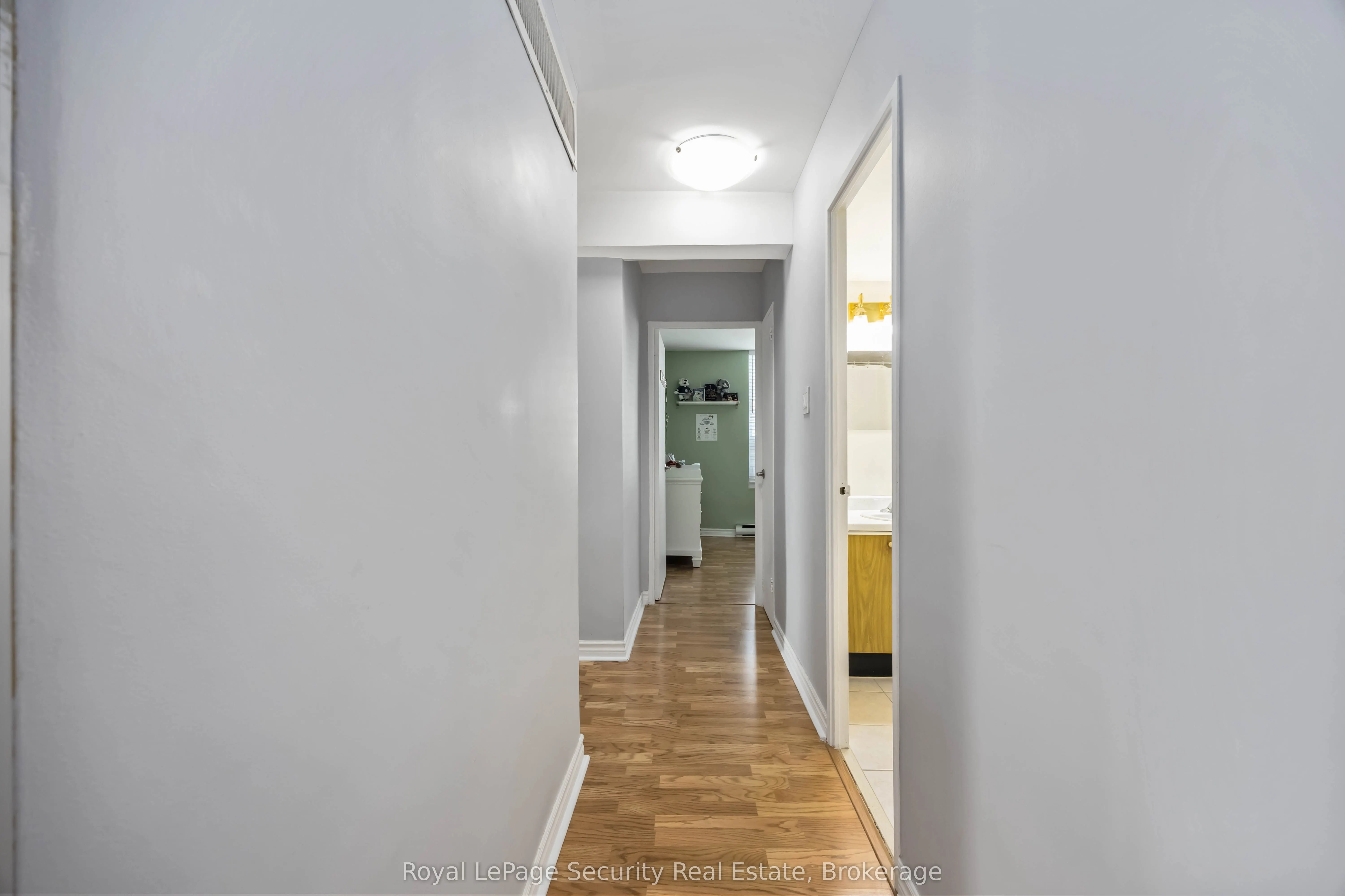 15 La Rose Avenue, #1517