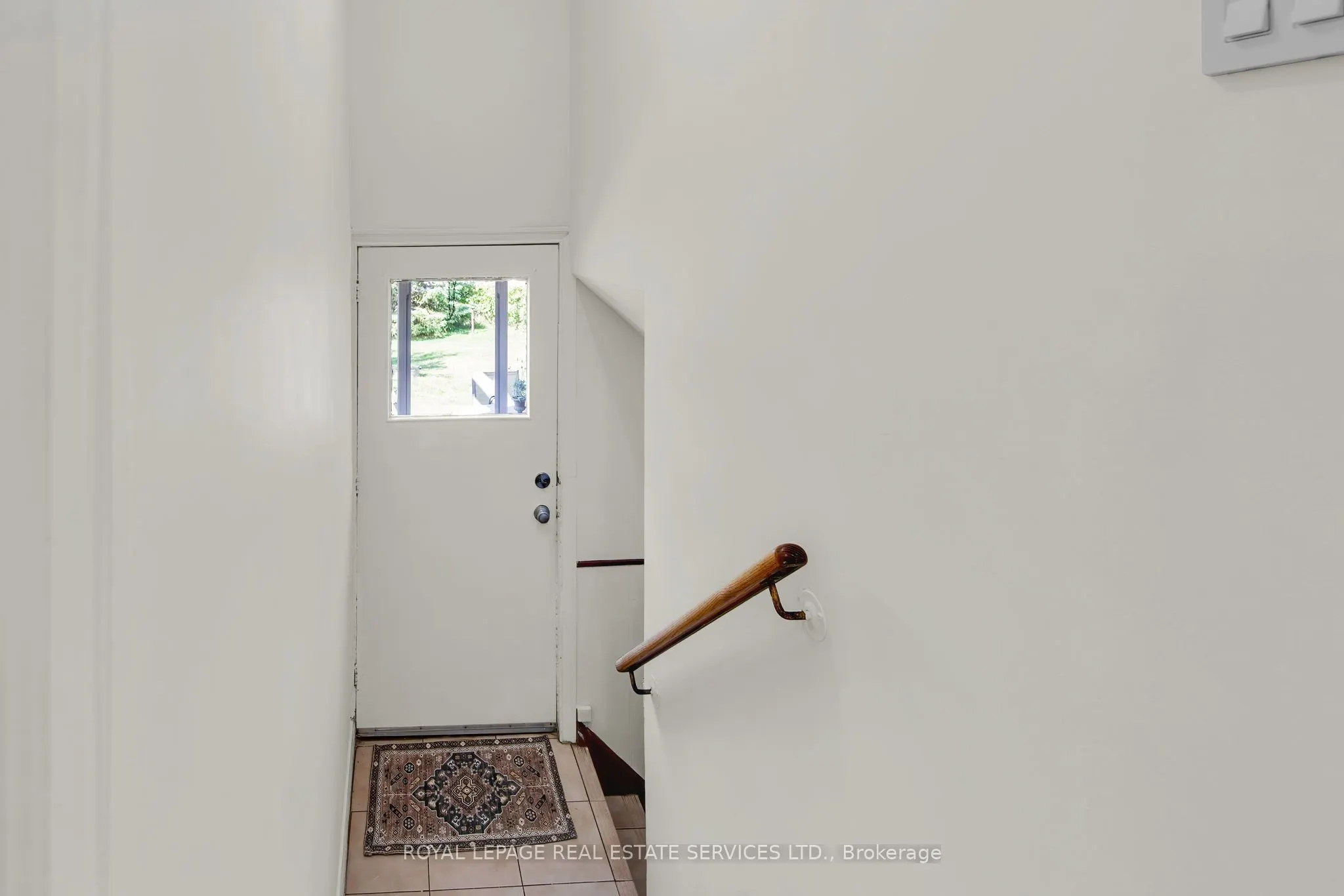 16 Redfern Avenue