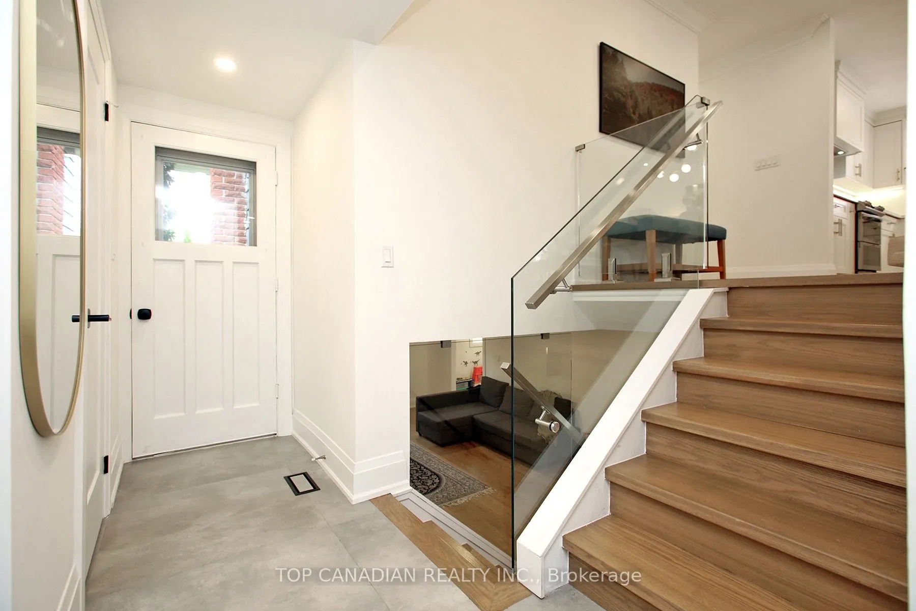 645 Castleguard Crescent