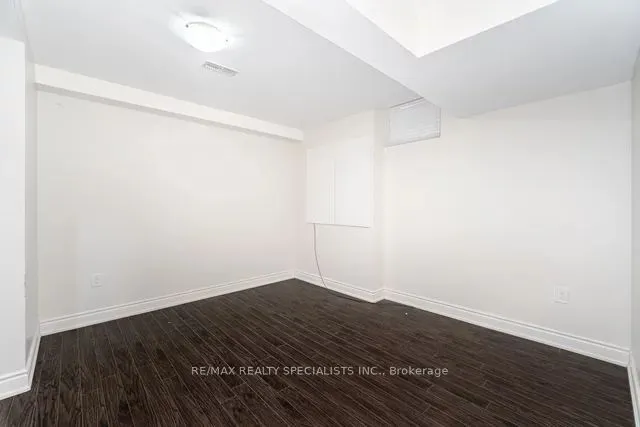 5 Alamosa Court, #Basement