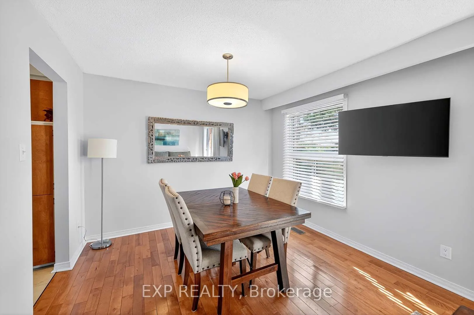 32 Collins Crescent, #31