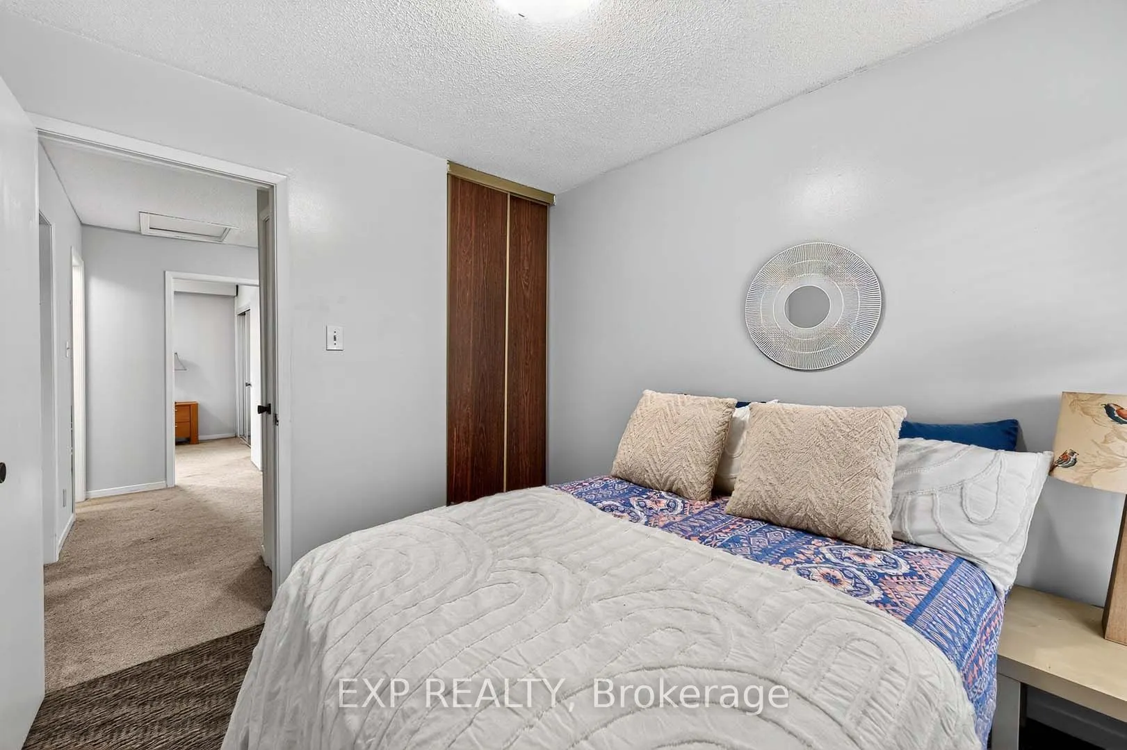 32 Collins Crescent, #31