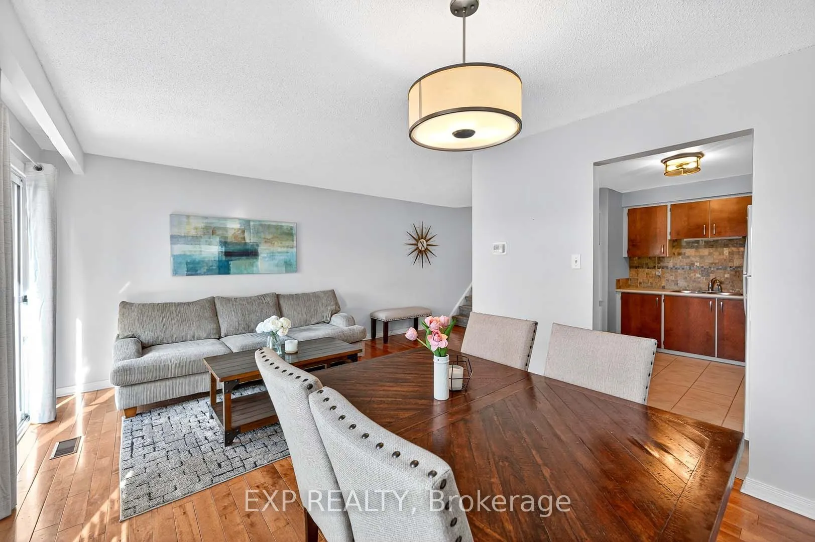 32 Collins Crescent, #31