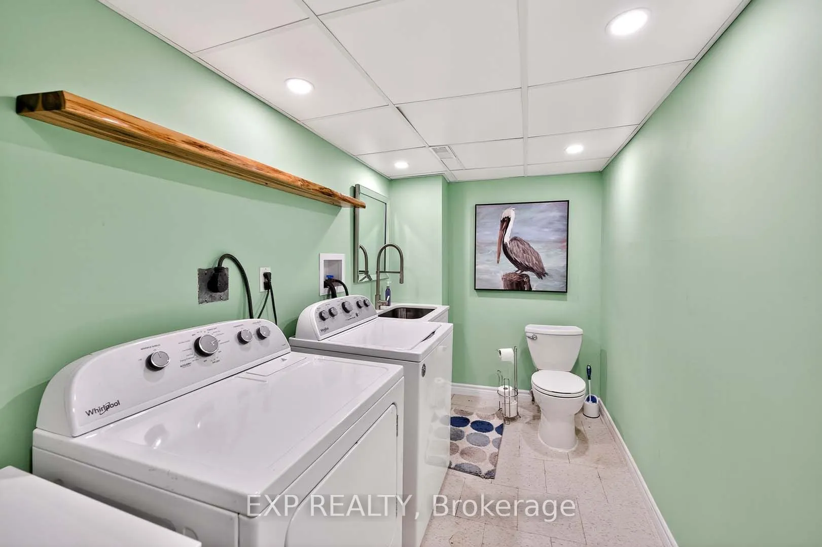 32 Collins Crescent, #31