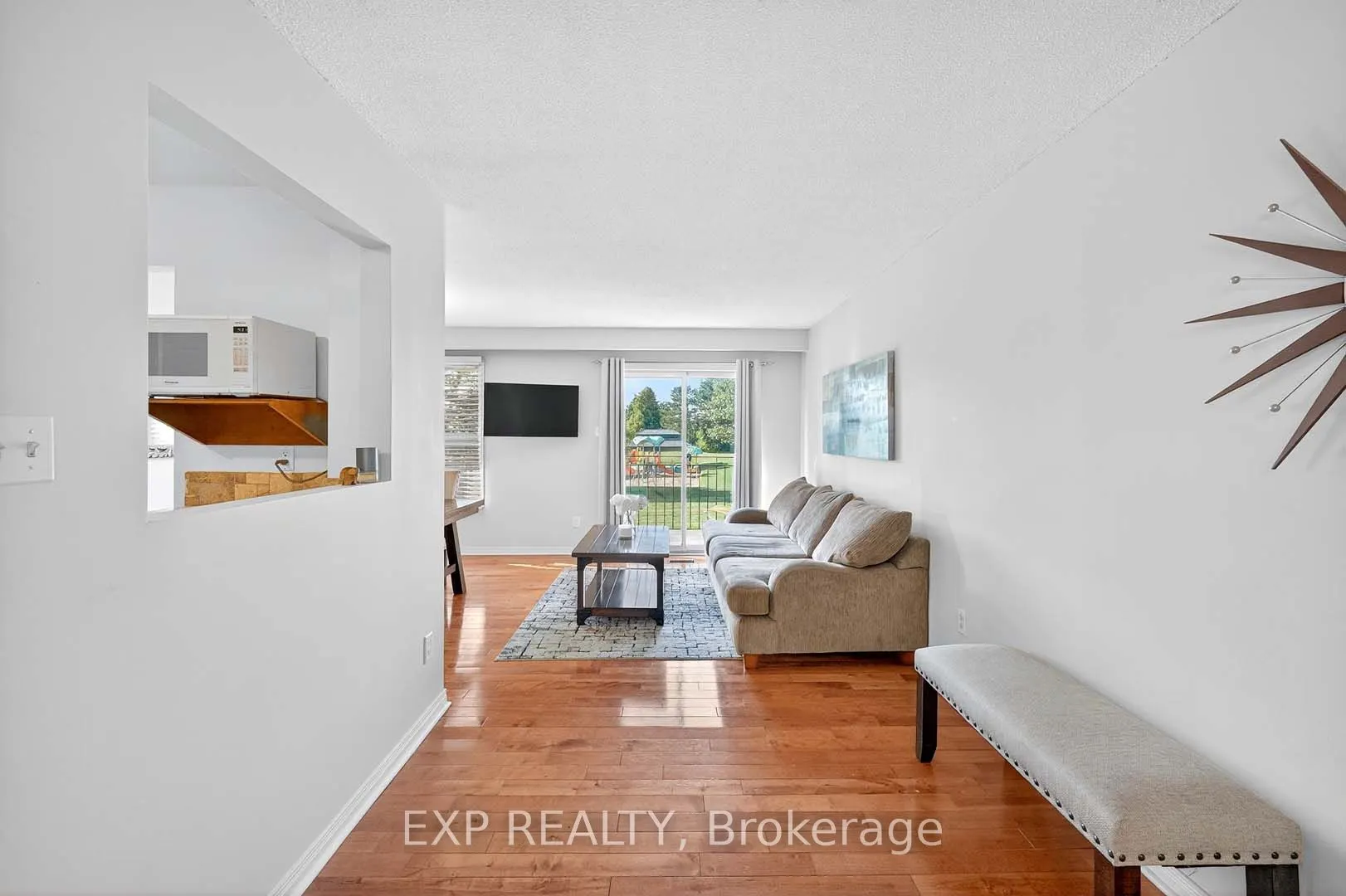 32 Collins Crescent, #31