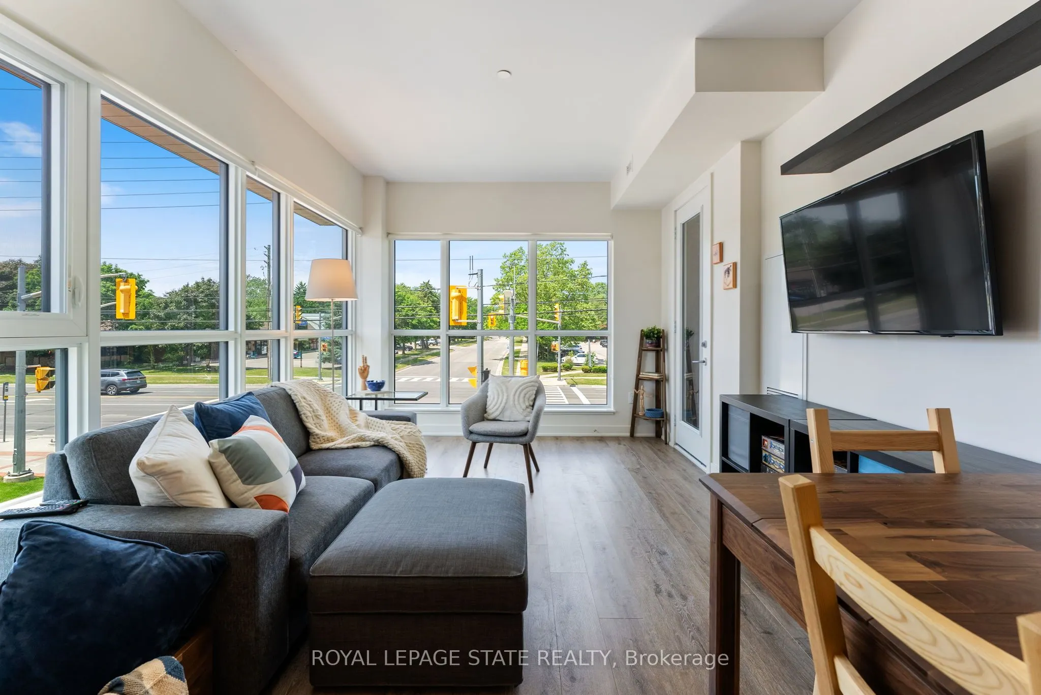 340 Plains Road E, #202