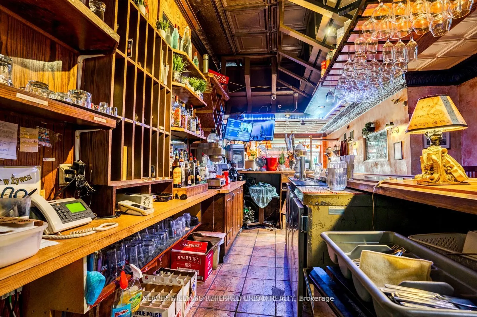 165 Roncesvalles Avenue