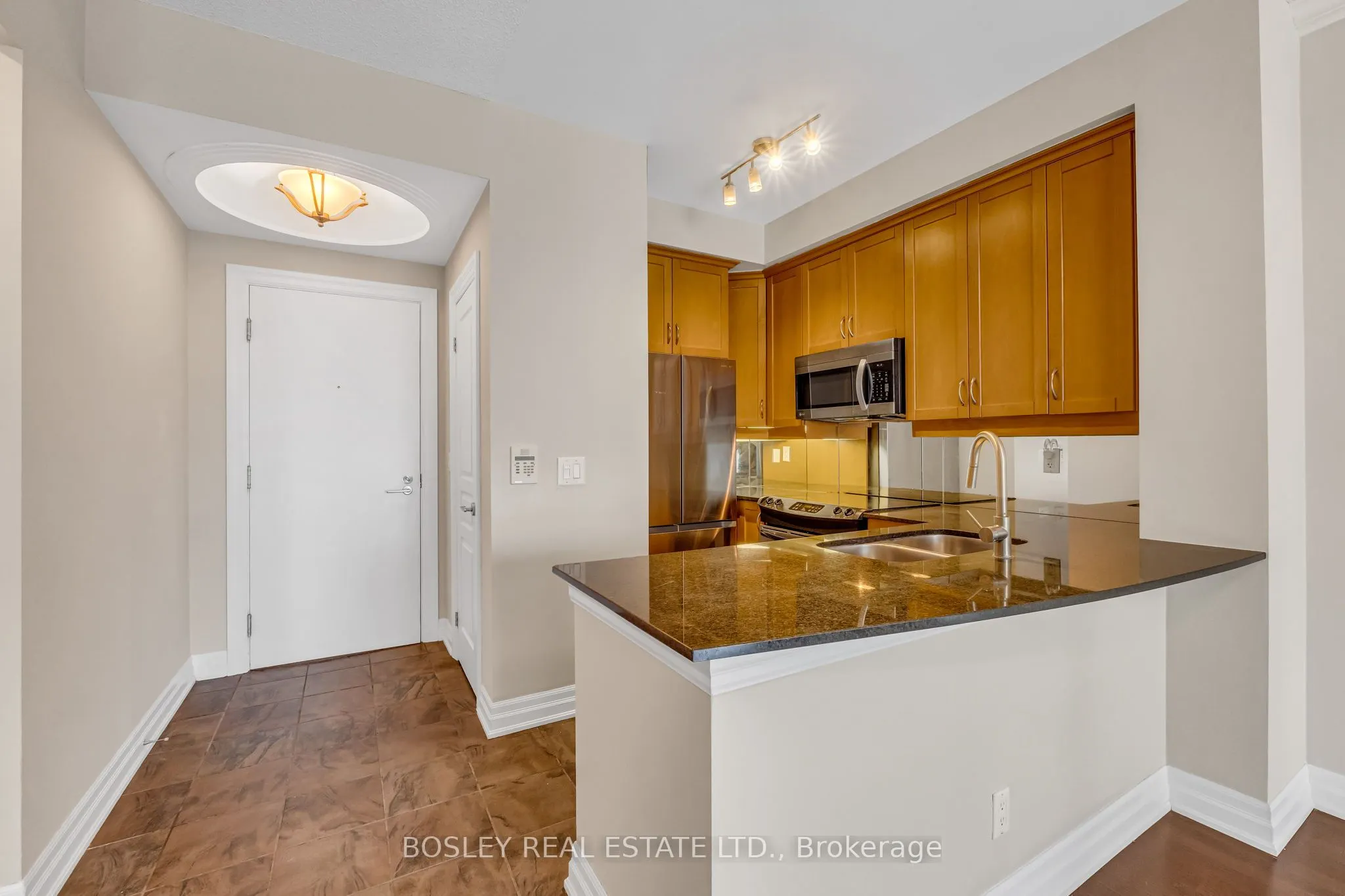 2083 Lake Shore Boulevard W, #1109