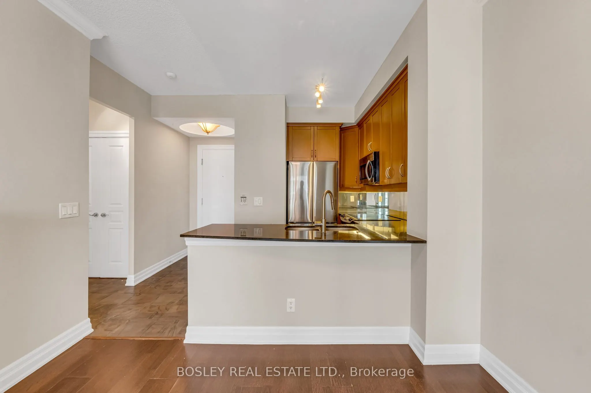 2083 Lake Shore Boulevard W, #1109