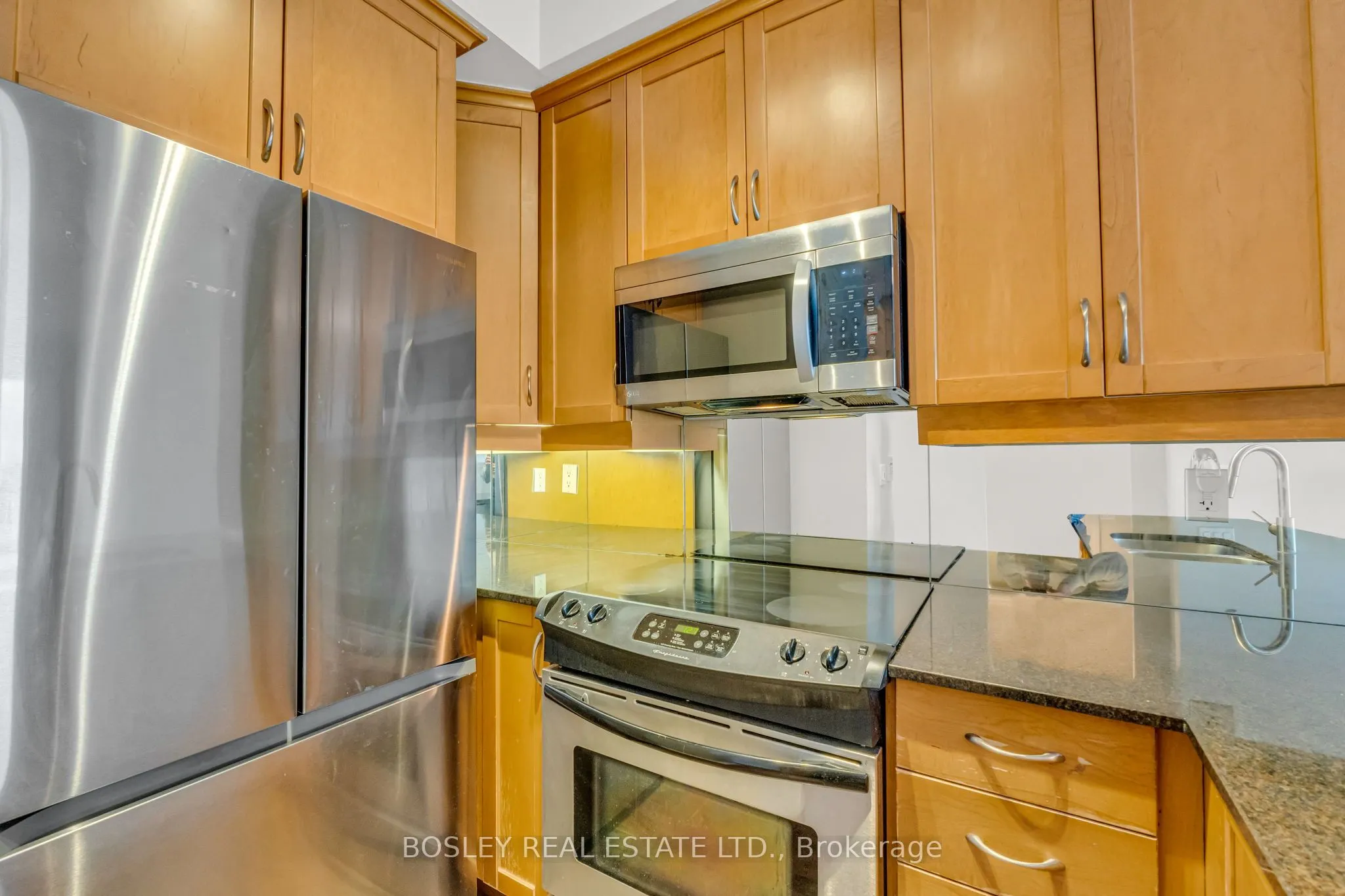 2083 Lake Shore Boulevard W, #1109