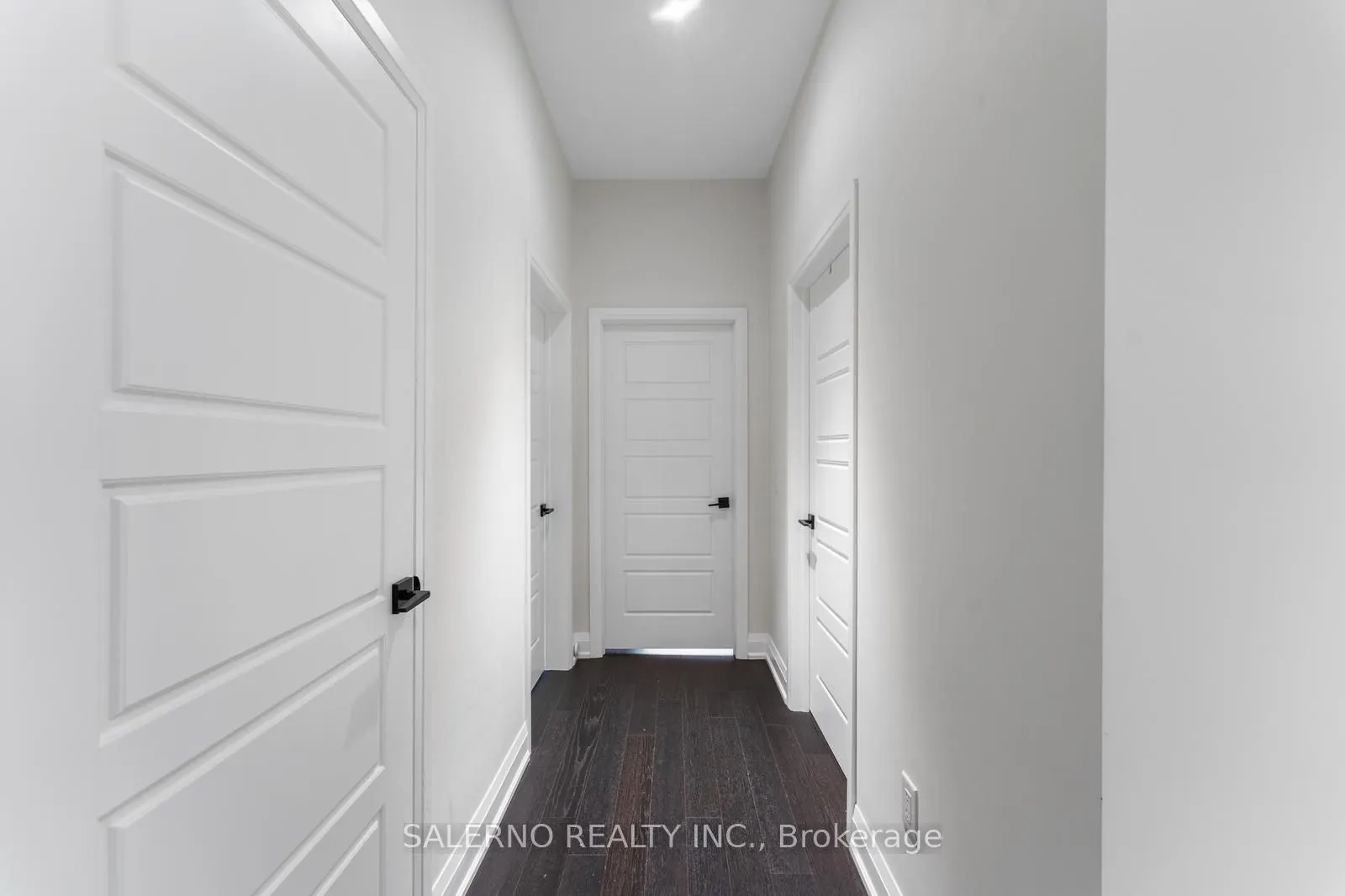 1206 Main Street E, #209