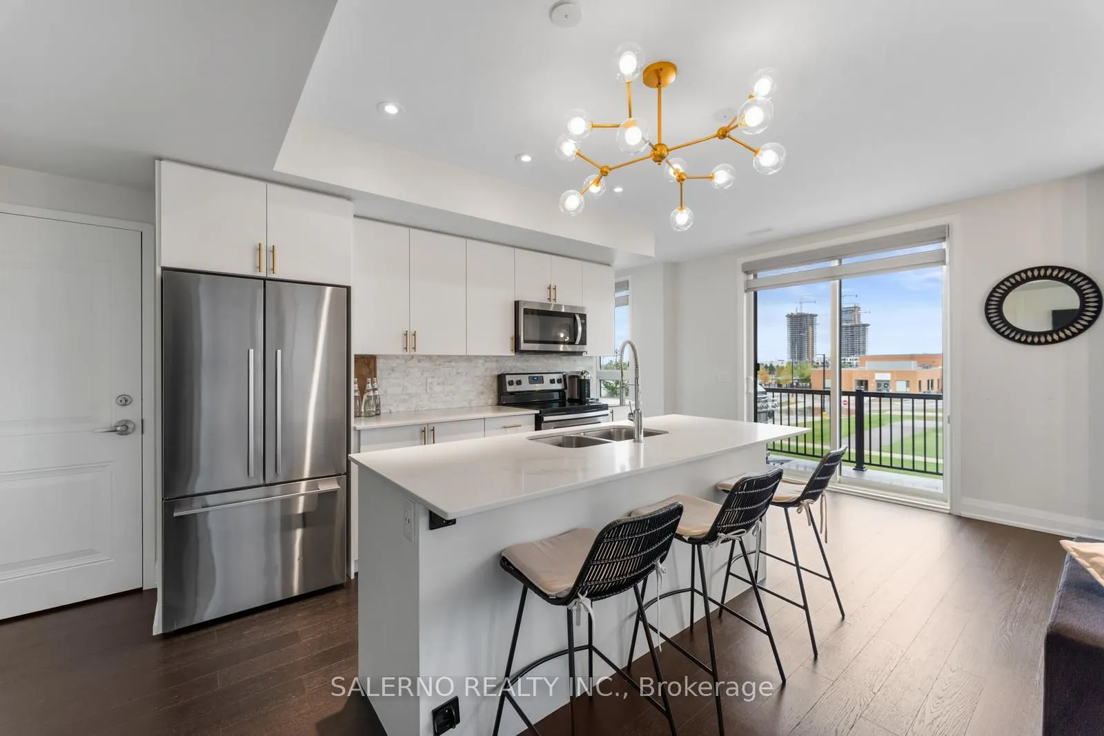 1206 Main Street E, #209