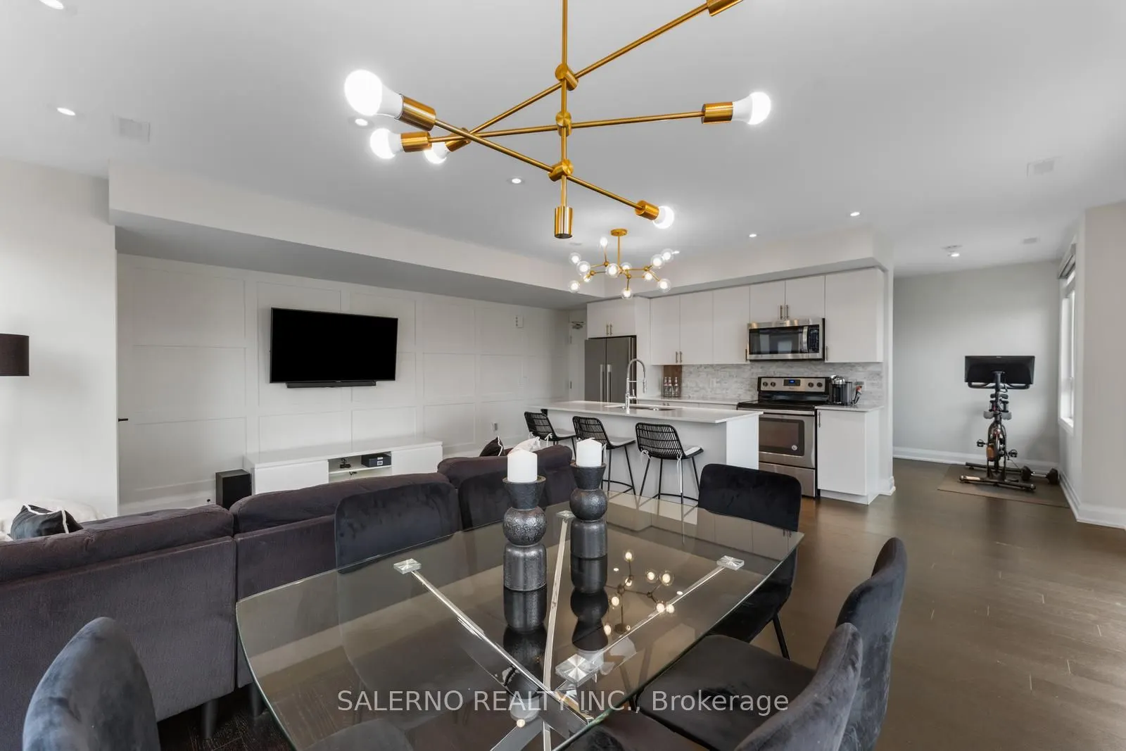 1206 Main Street E, #209