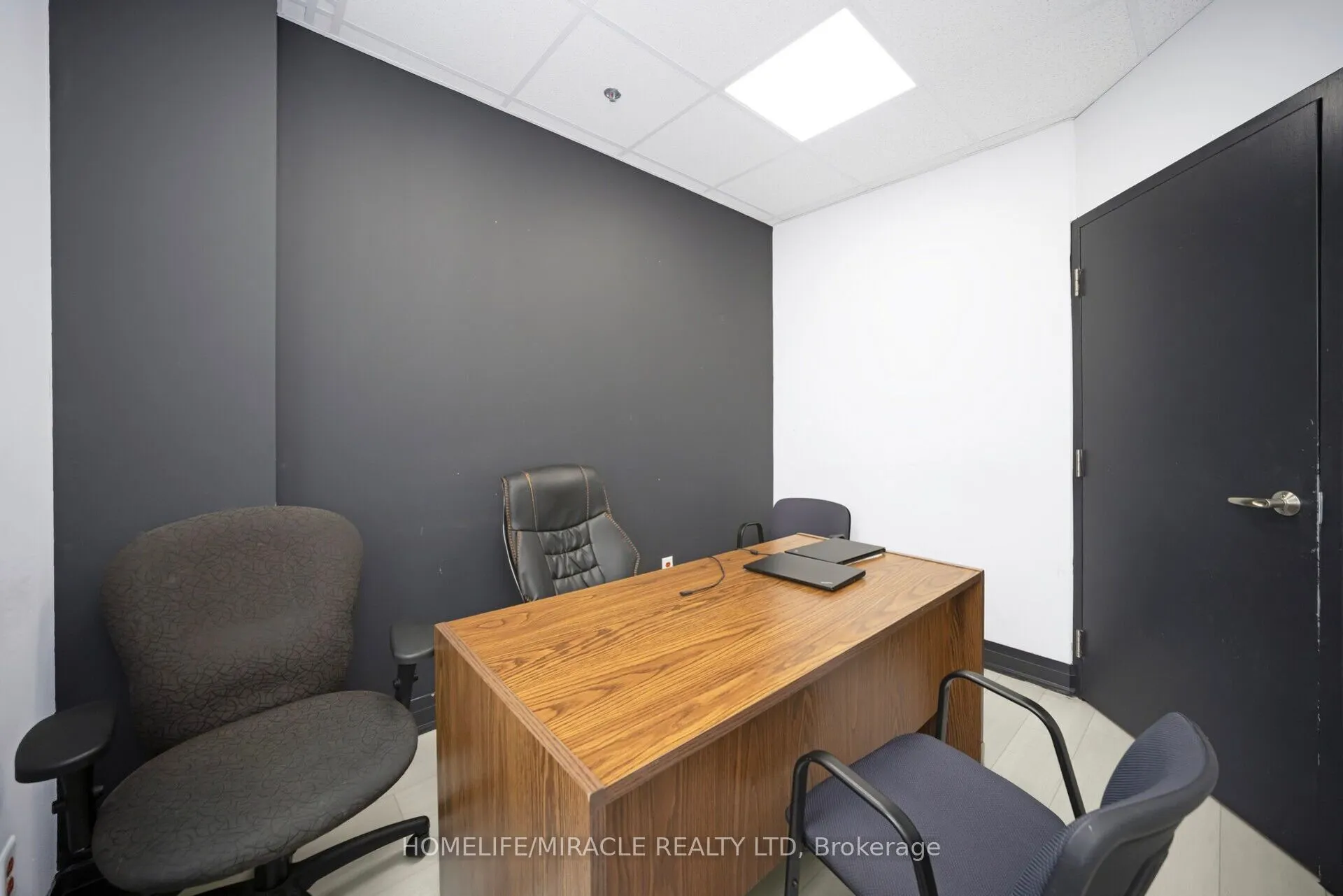 2250 Bovaird Drive E, #313