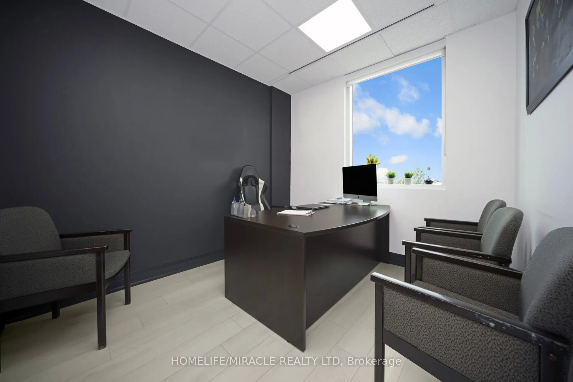 2250 Bovaird Drive E, #313