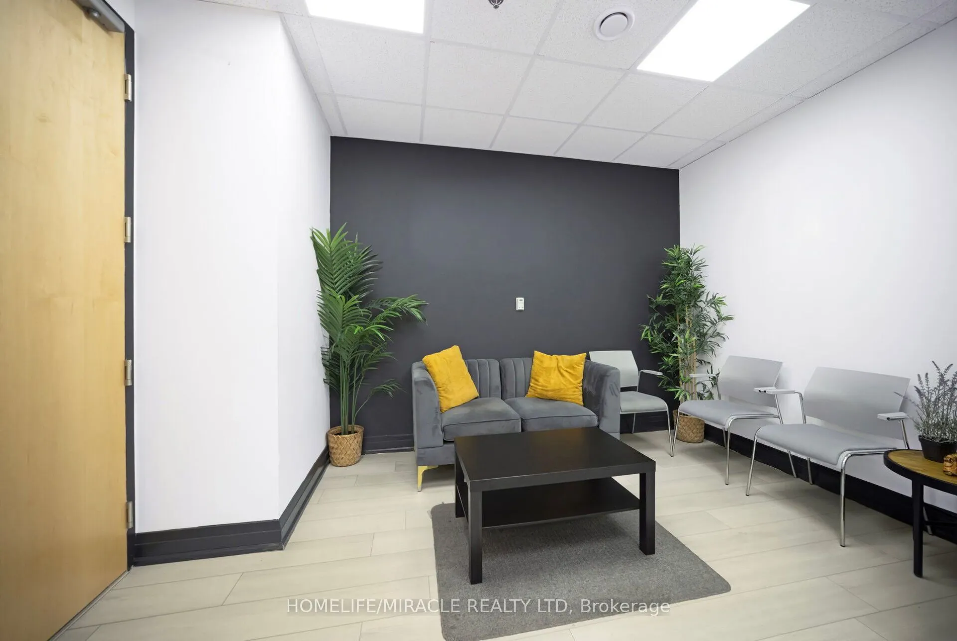 2250 Bovaird Drive E, #313