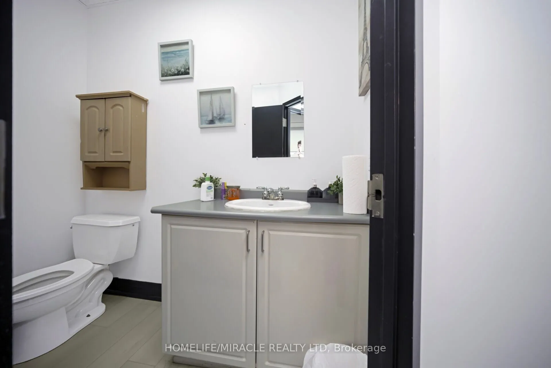 2250 Bovaird Drive E, #313