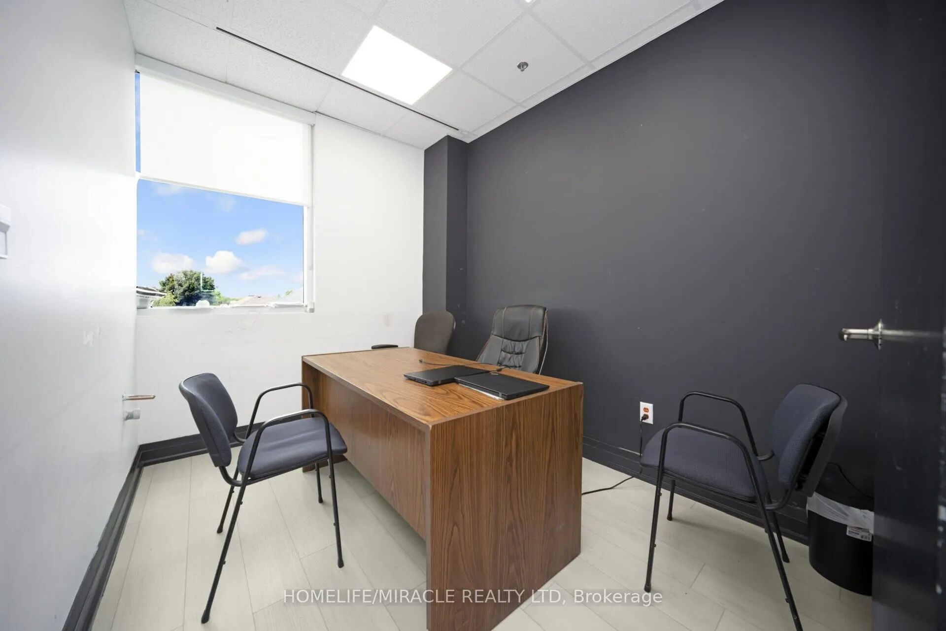 2250 Bovaird Drive E, #313