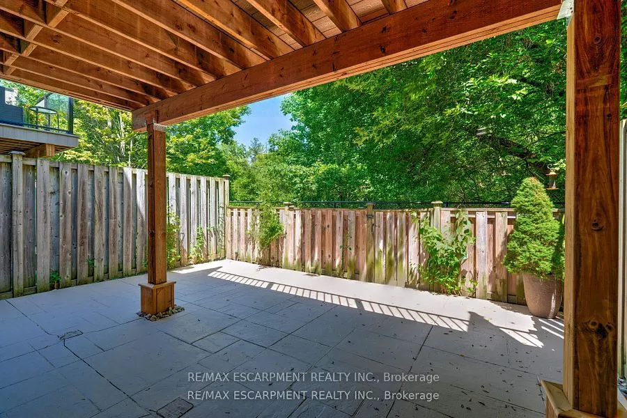 2151 Walkers Line, #19