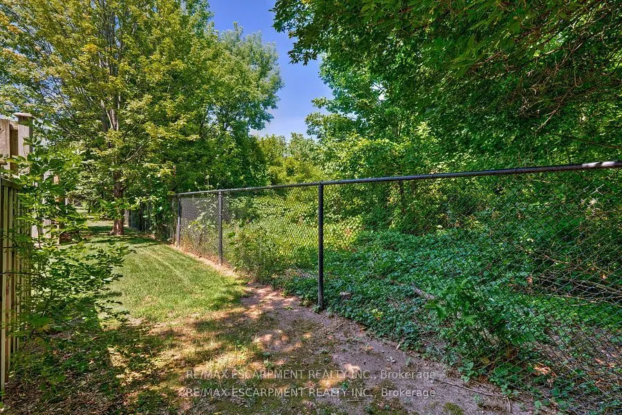 2151 Walkers Line, #19