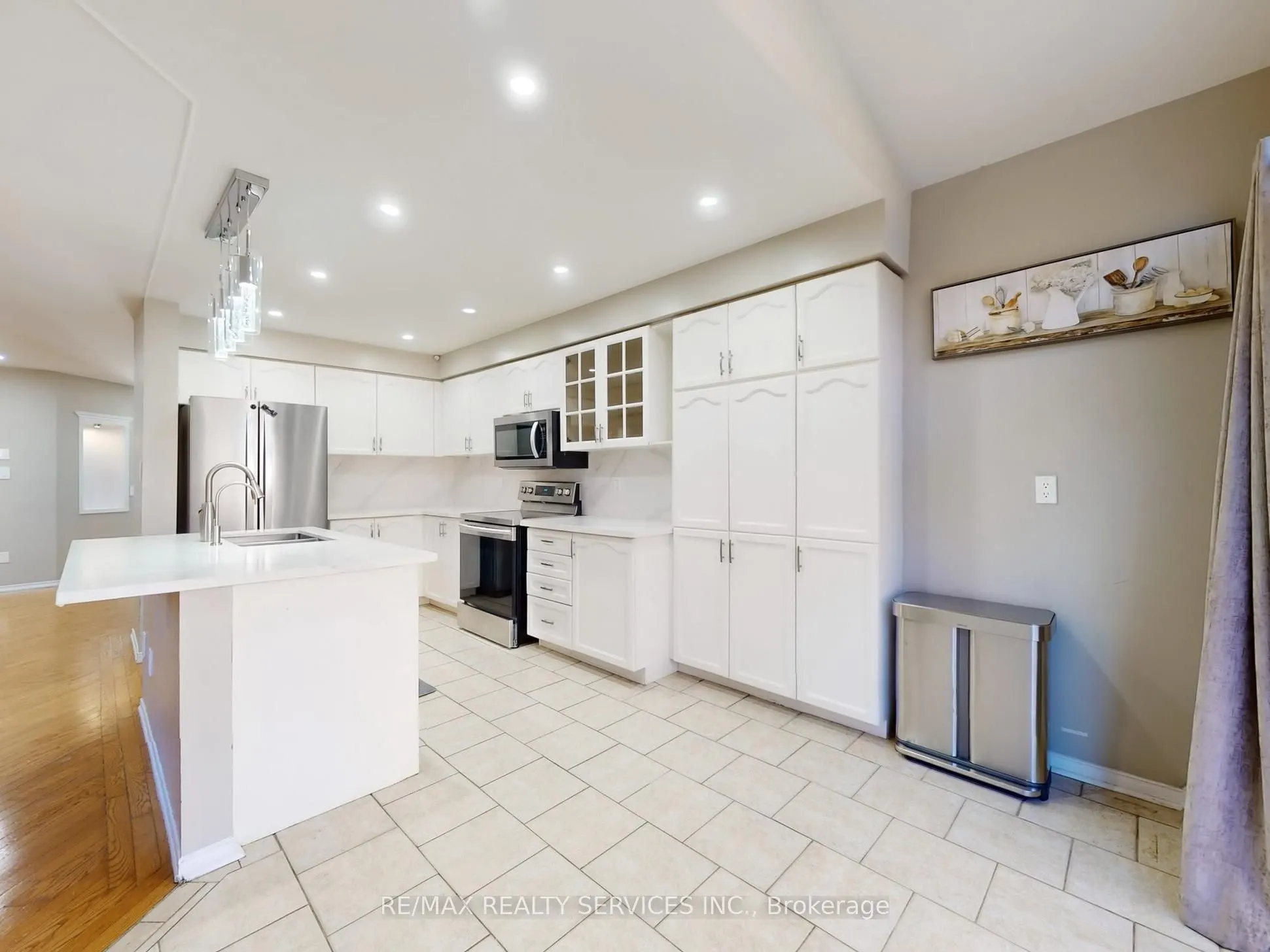 3231 Apricot Street S, #Main & 2nd Floor