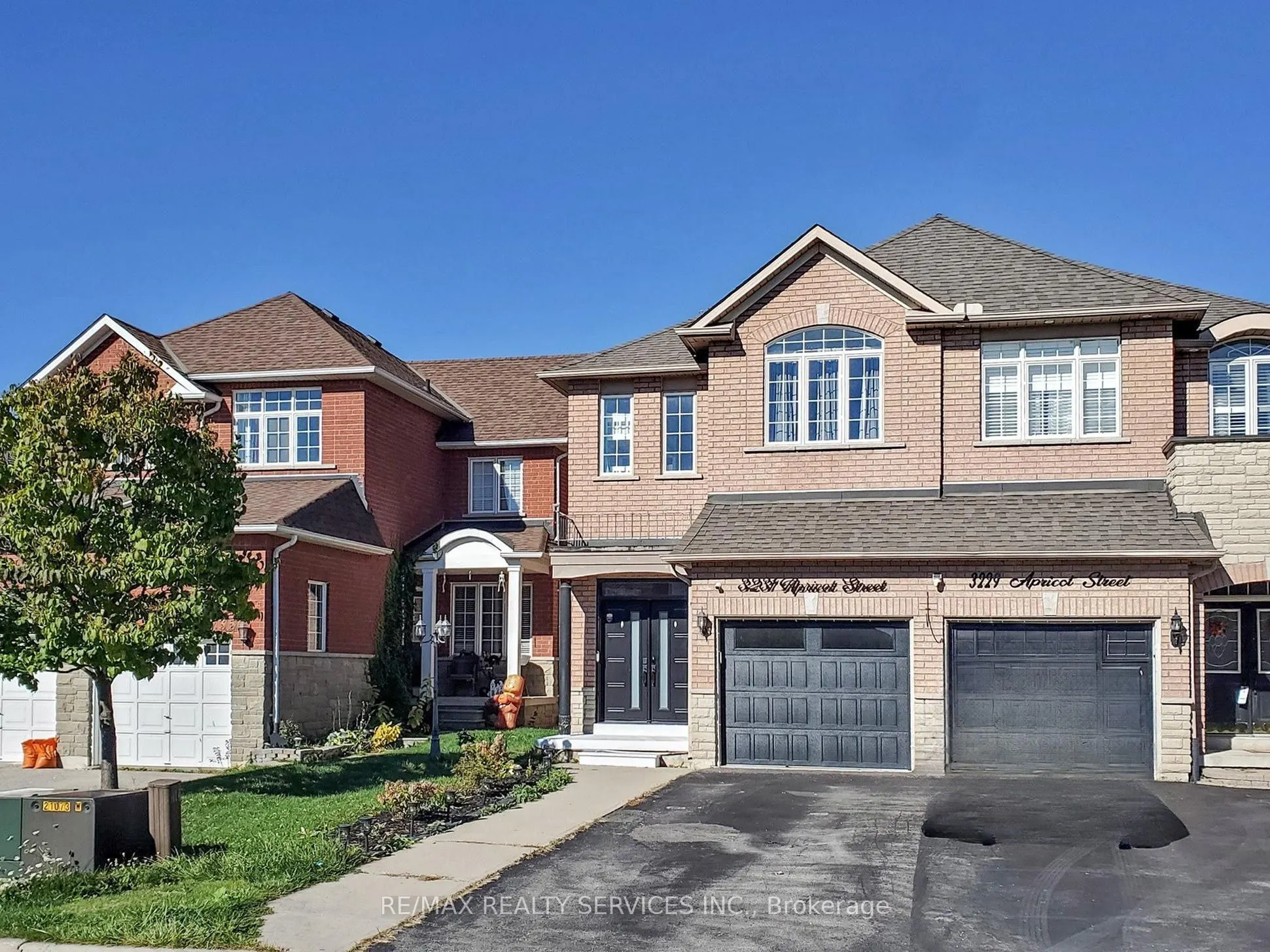 3231 Apricot Street S, #Main & 2nd Floor