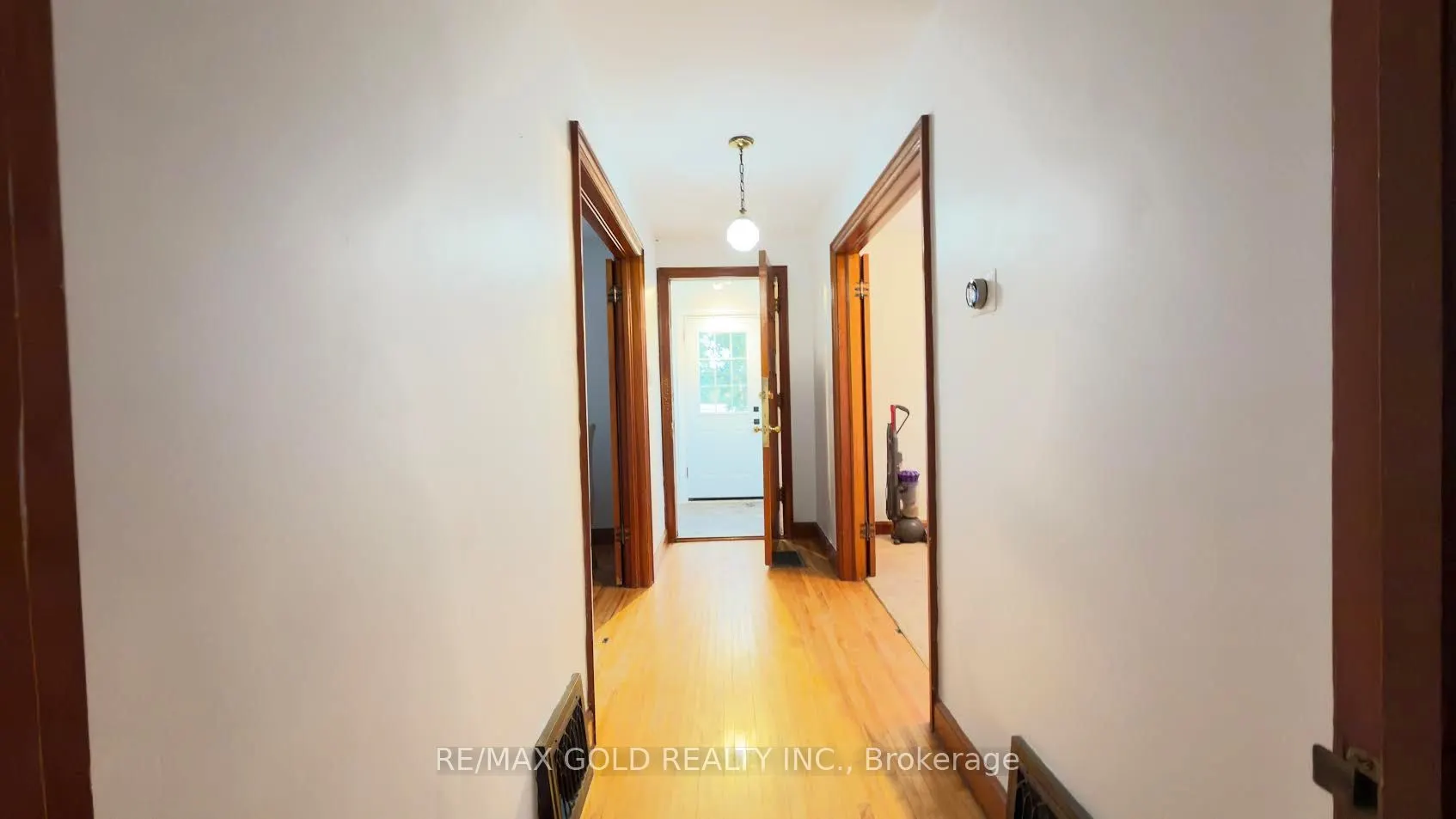 8790 Trafalgar Road