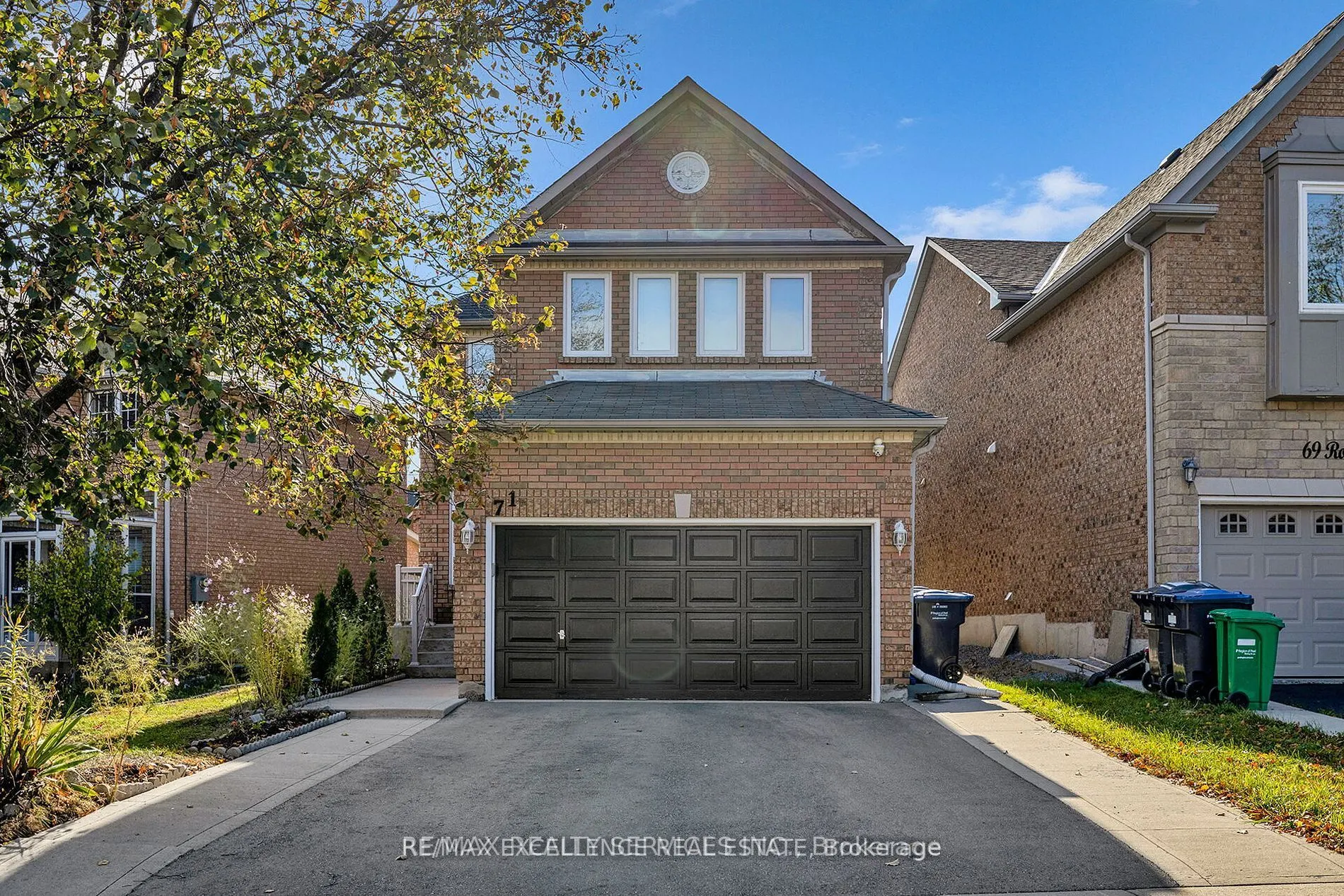 71 Rocky Mountain Crescent