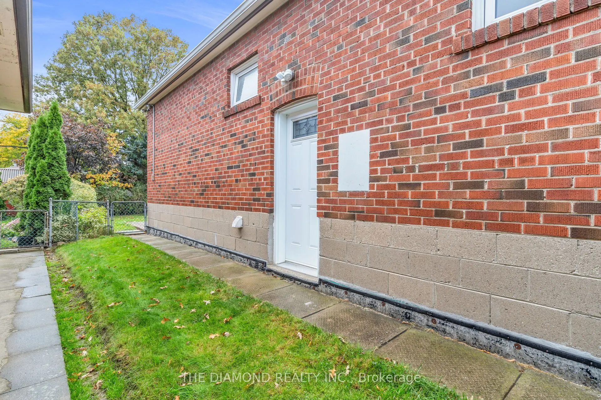 10 Cranston Road