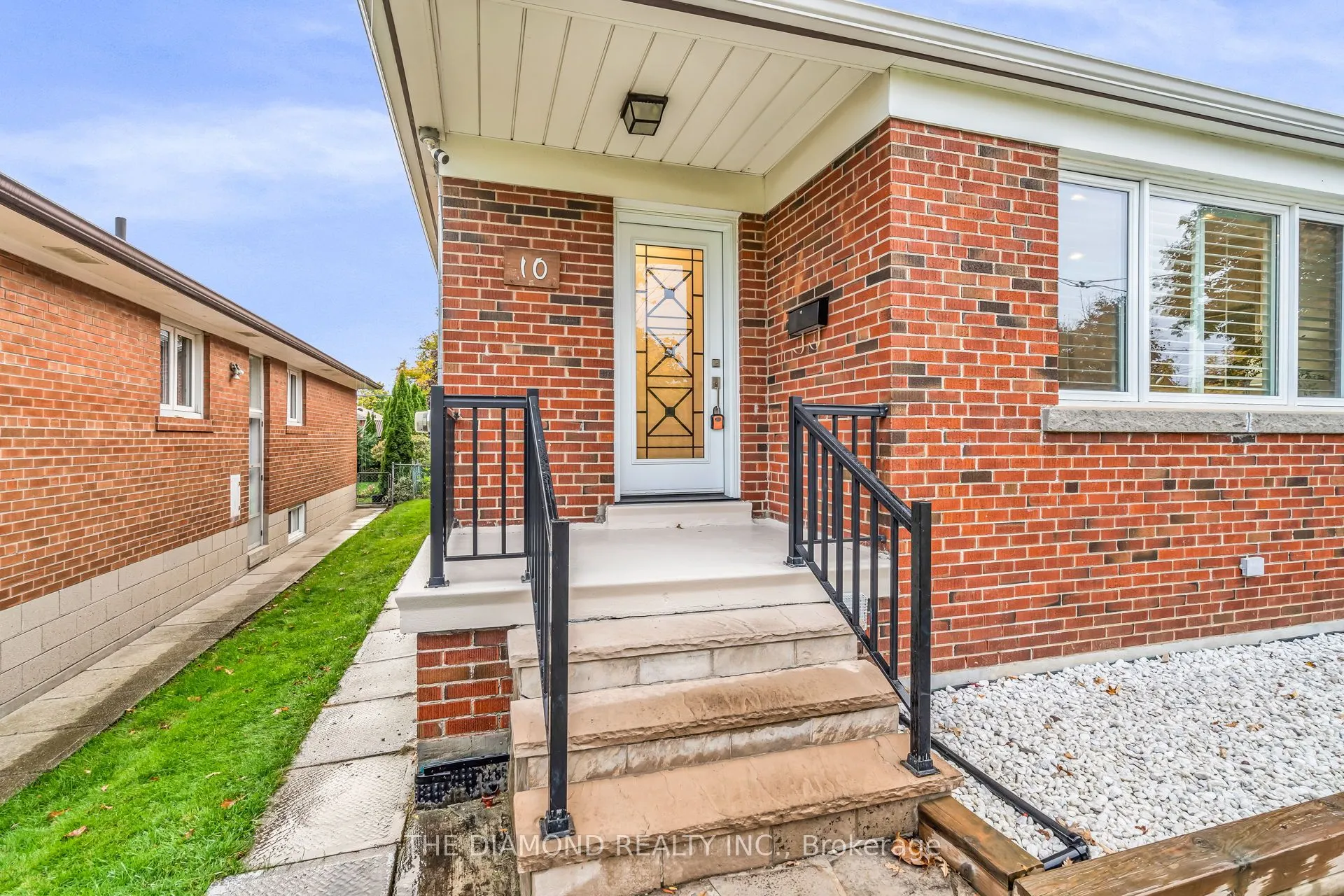 10 Cranston Road